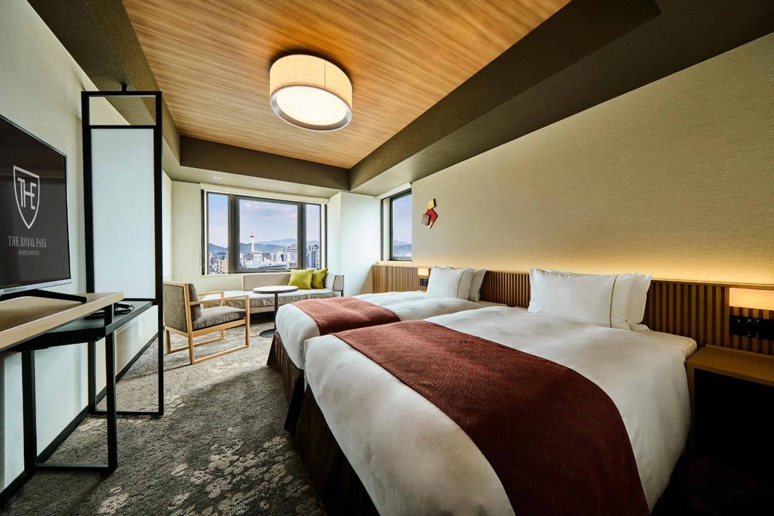 Corner Deluxe Twin Room with Extra Bed in The Royal Park Hotel Kyoto Umekoji