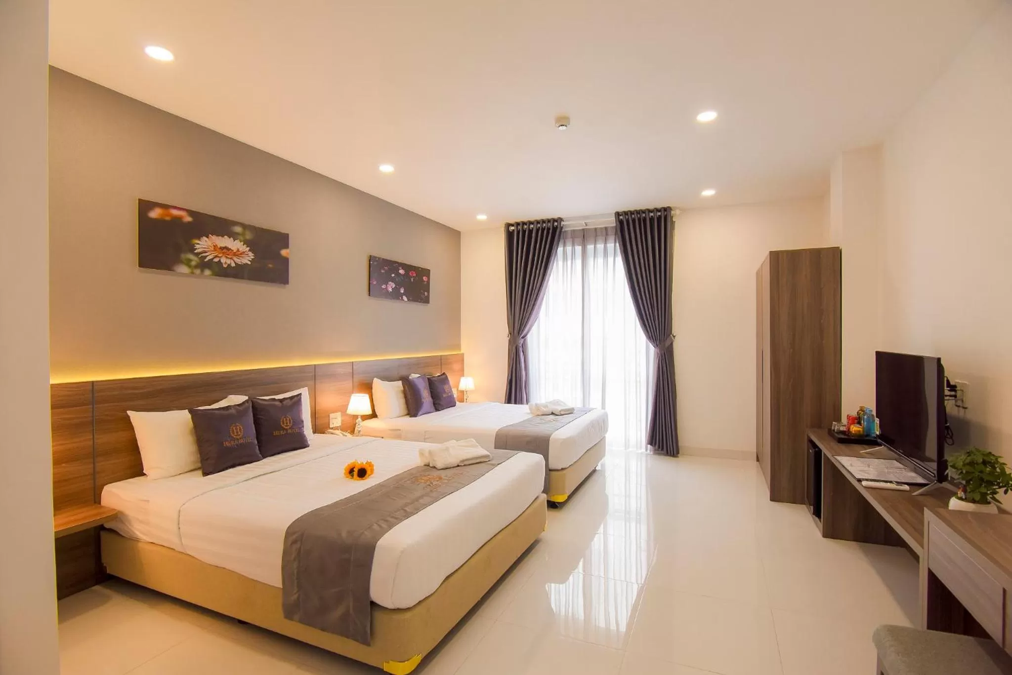 Family Room with Balcony in Hera Hotel Airport