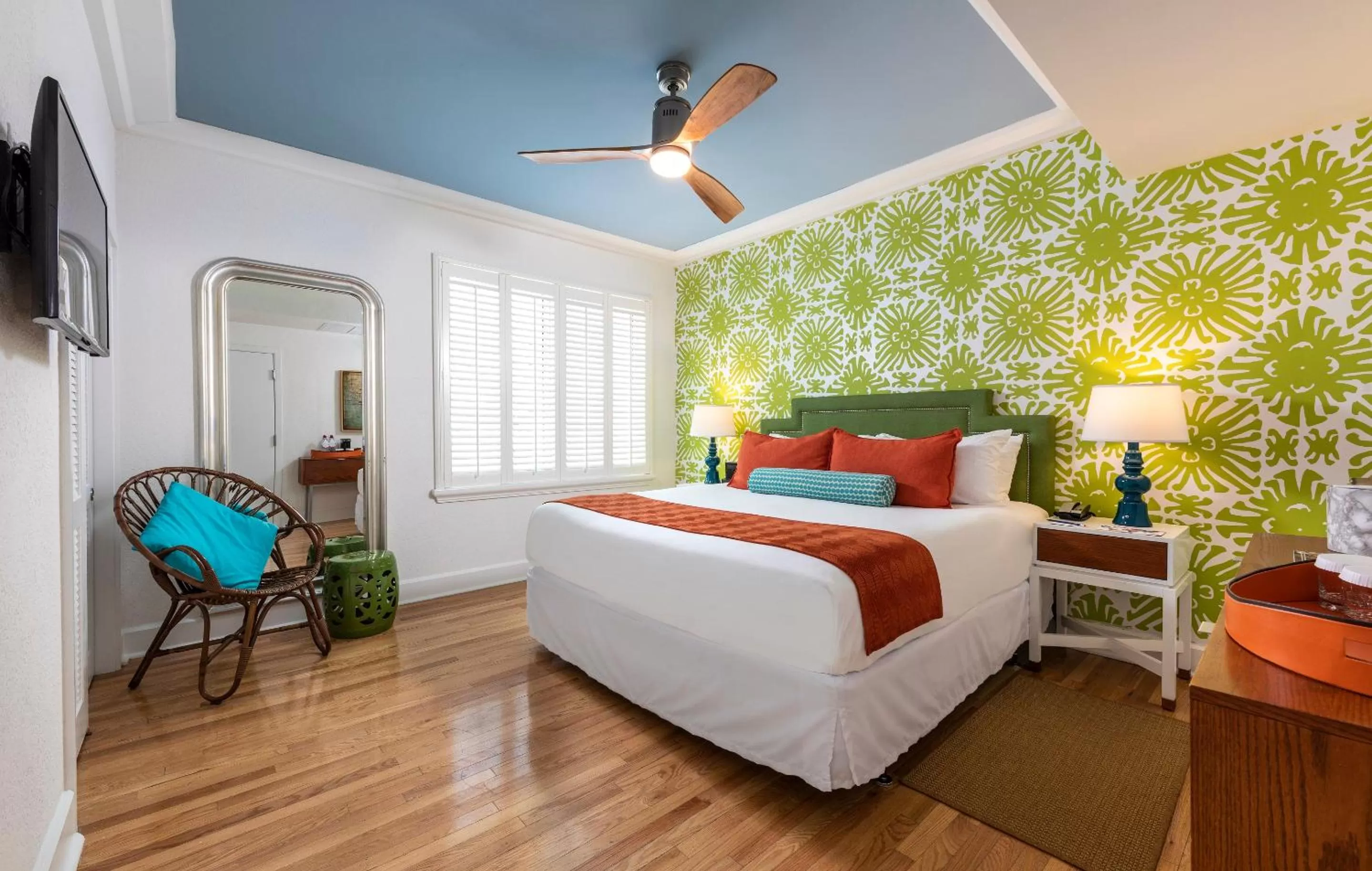 Queen Room - Disability Access in Circa 39 Miami Beach