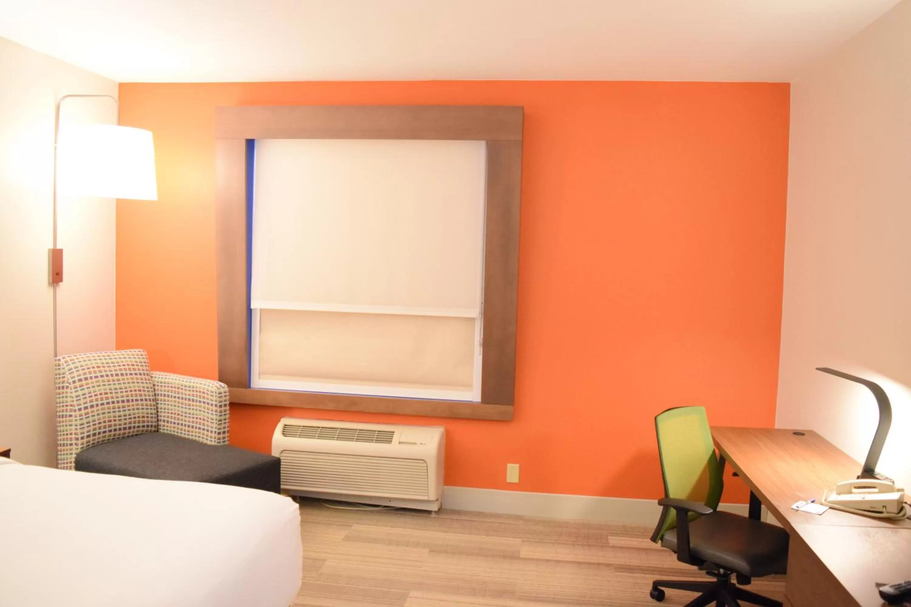 Holiday Inn Express & Suites Pensacola West I-10 by IHG