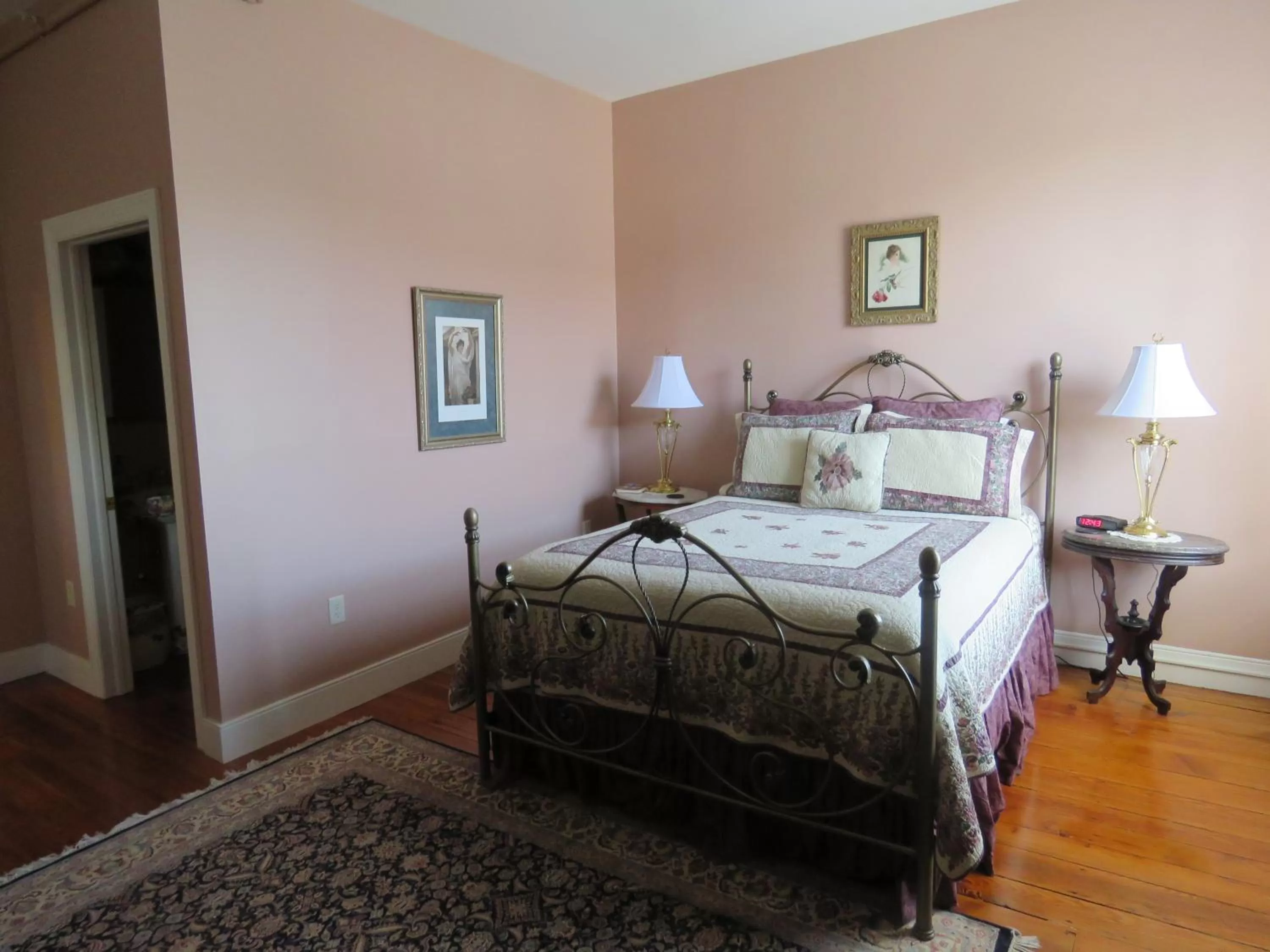 Emily Rose Chamber in The Swope Manor Bed & Breakfast