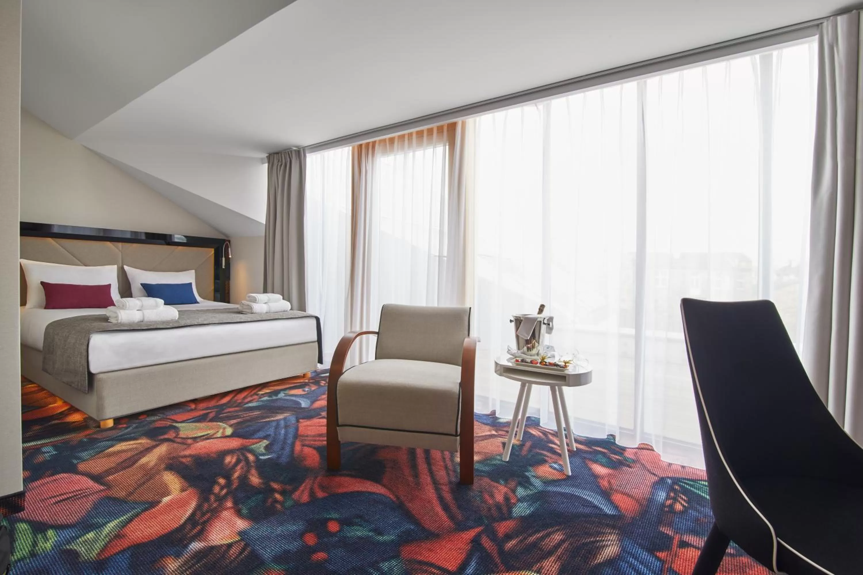 Superior Queen Room in INX Design Hotel