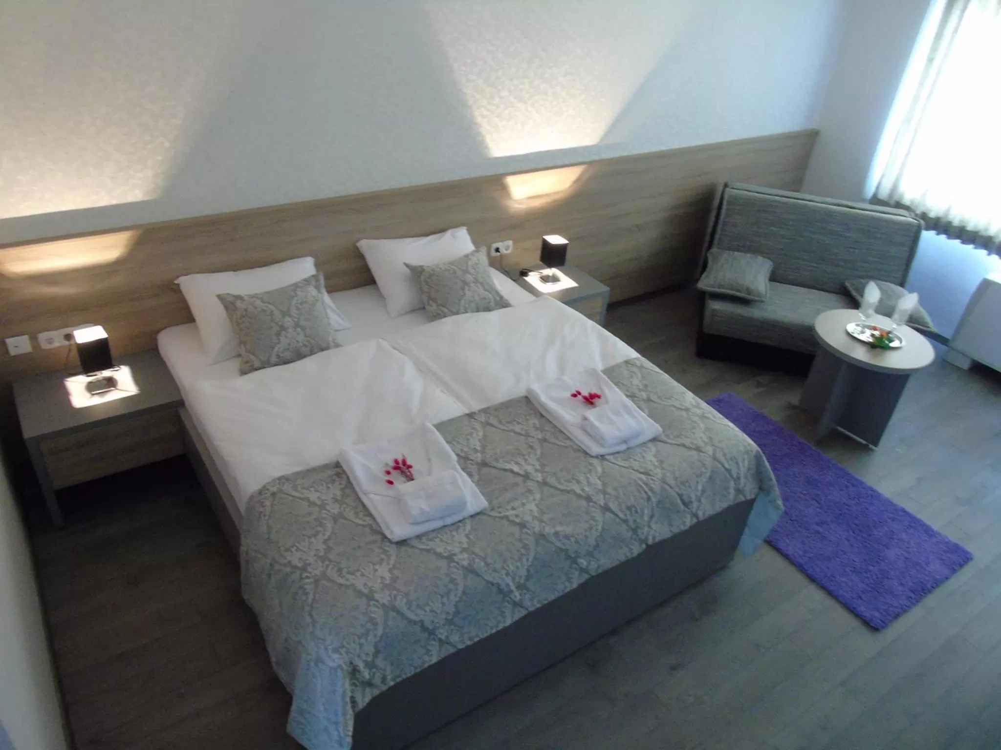 Double Room with Extra Bed in Motel Kamenica