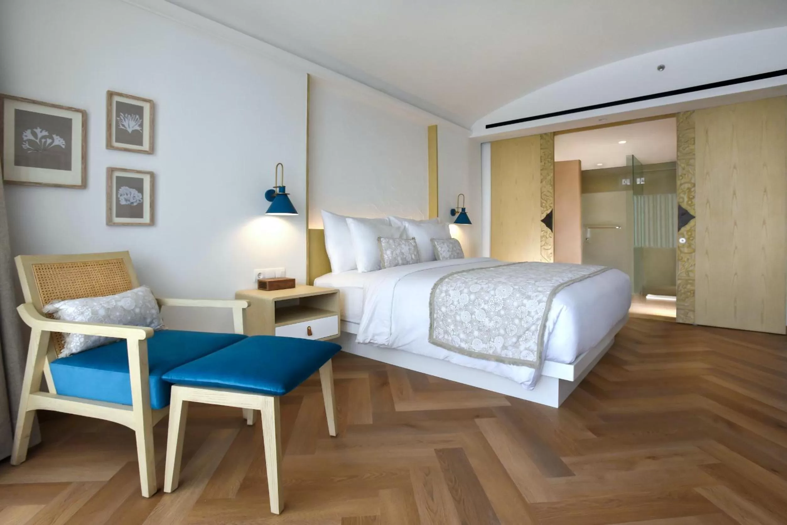 Deluxe King Room with Ocean View in Royal Avila Boutique Resort