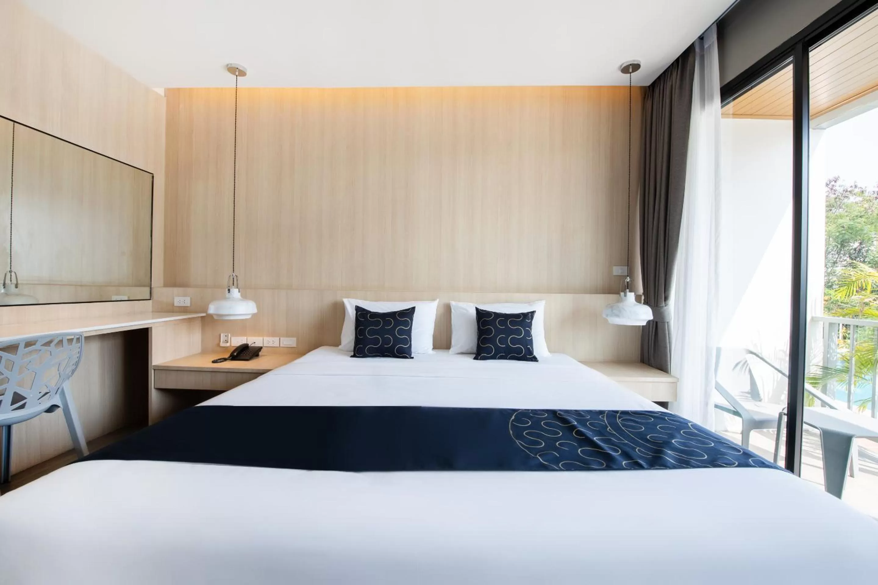 Blooming Hill Boutique Suites
