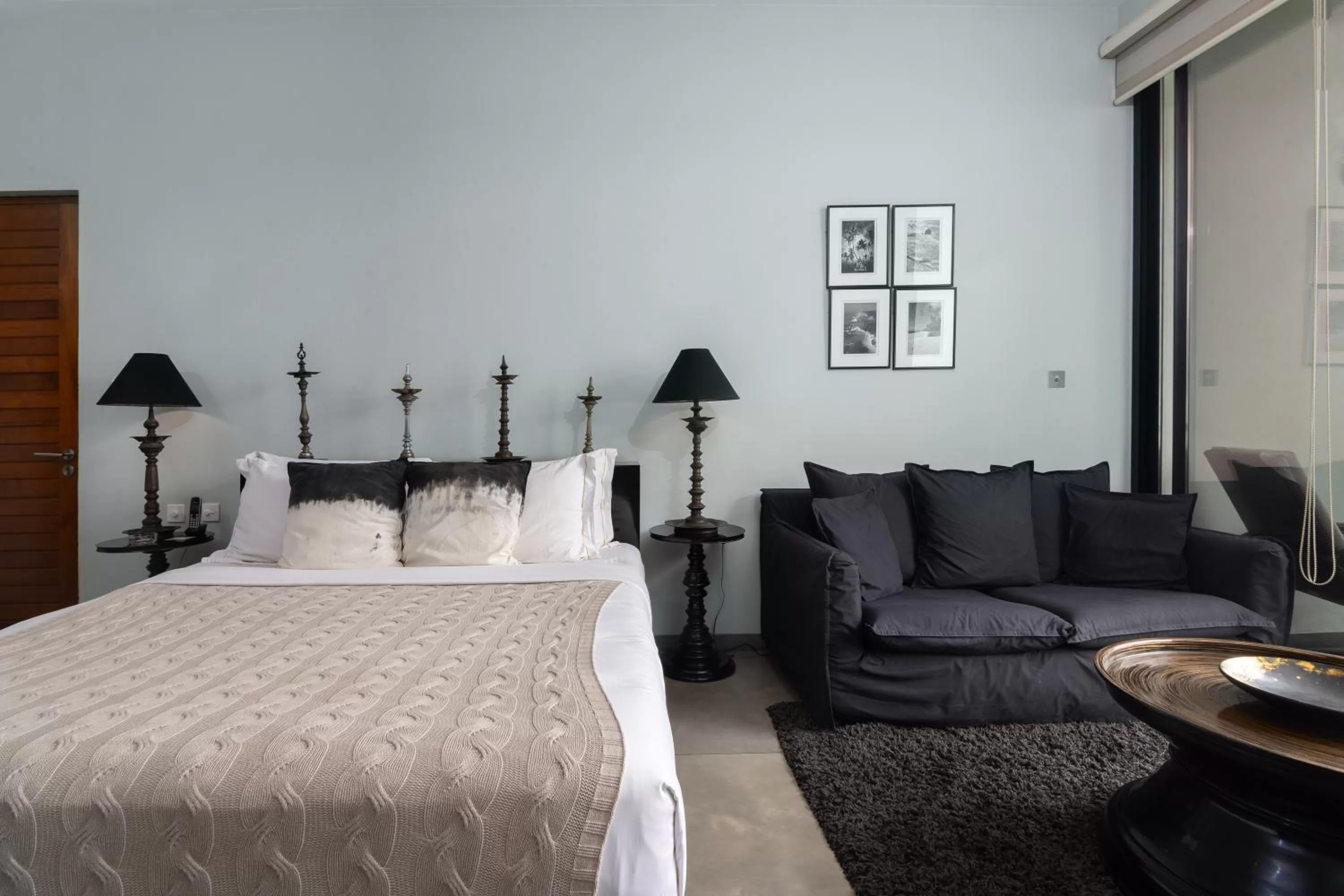 Bed in W15 Weligama