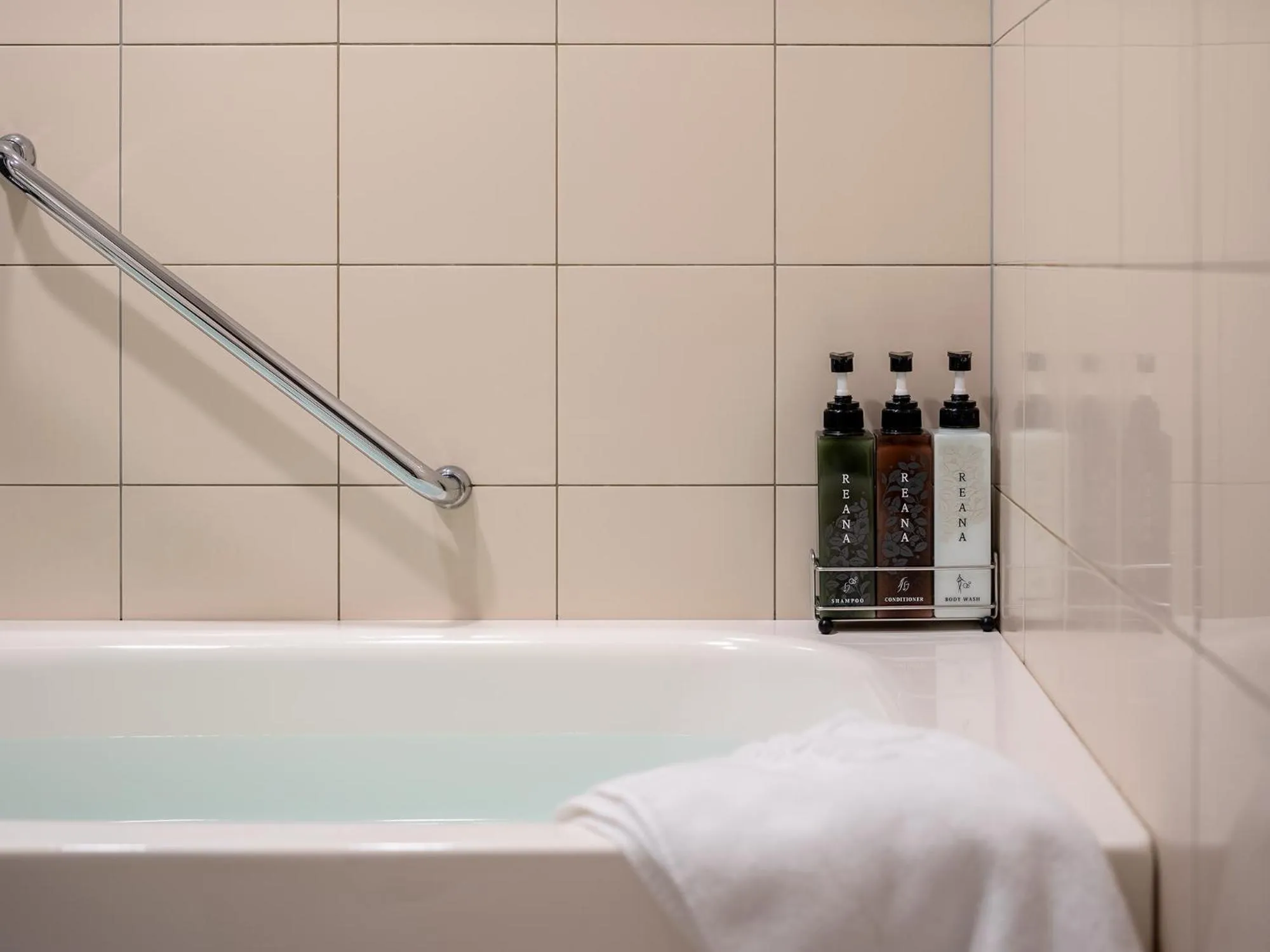 Moderate Queen Room (2 Adults) - Non-Smoking in Mitsui Garden Hotel Sapporo