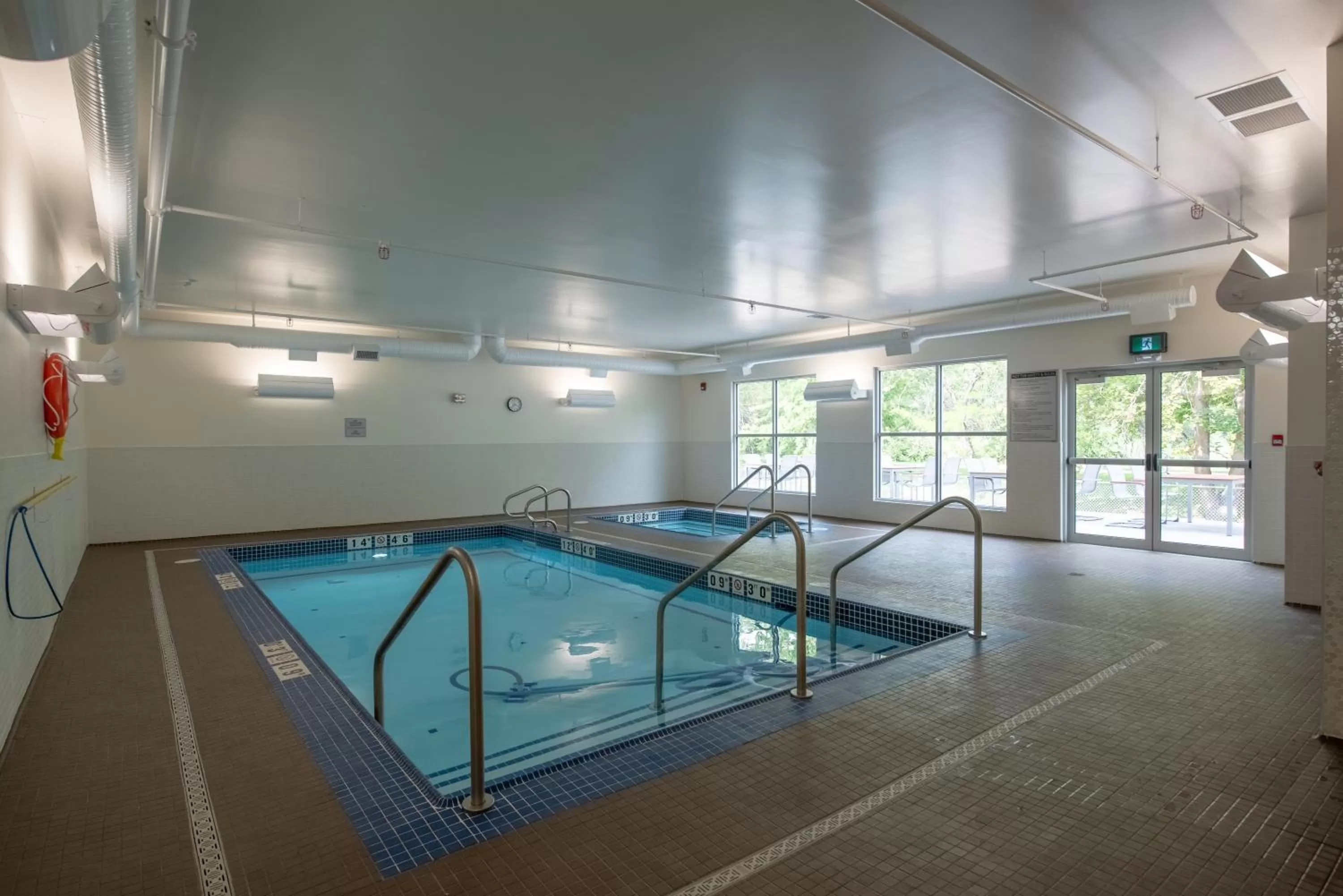 Swimming pool in Coast Oliver Hotel