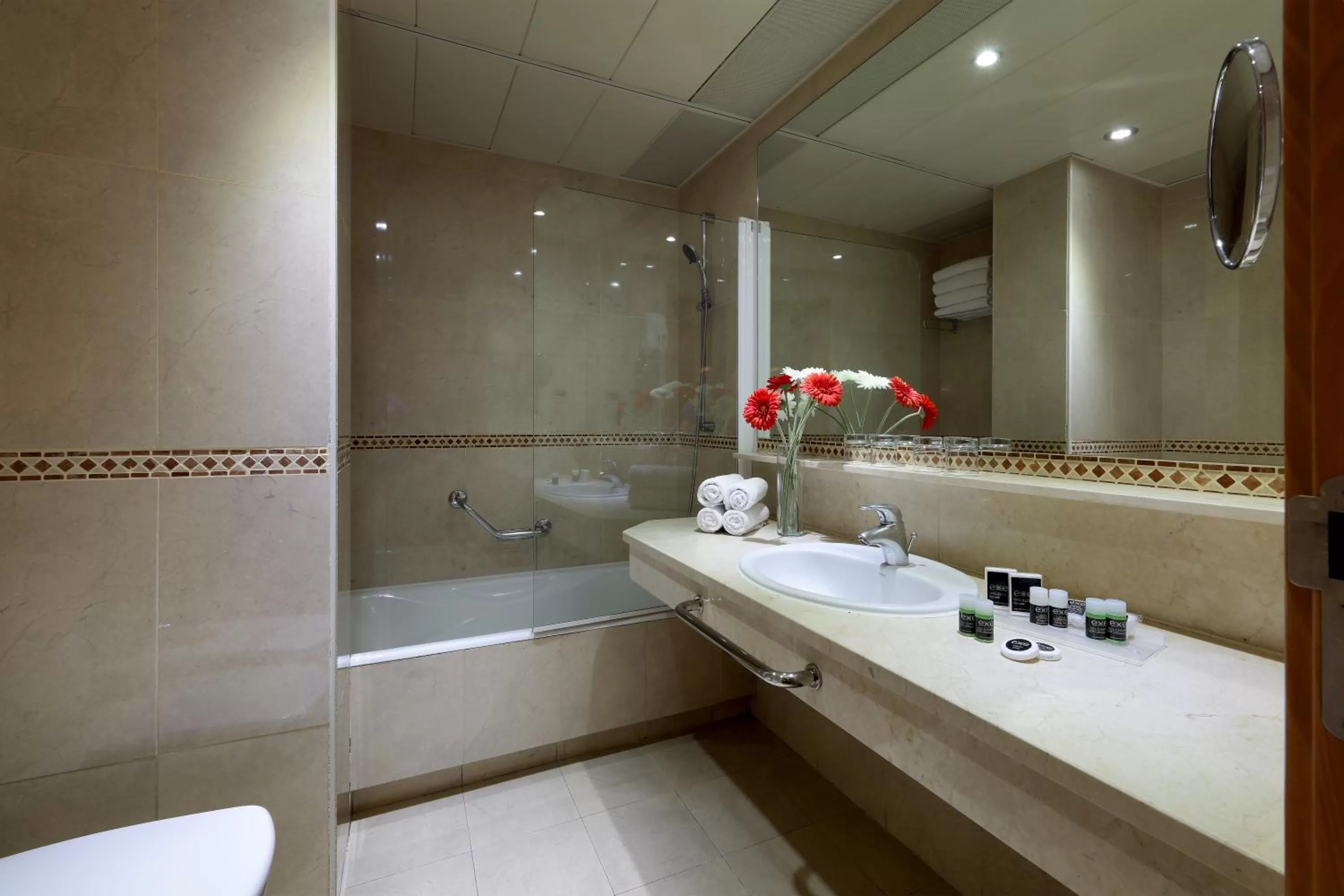 Family Room in Exe Plaza