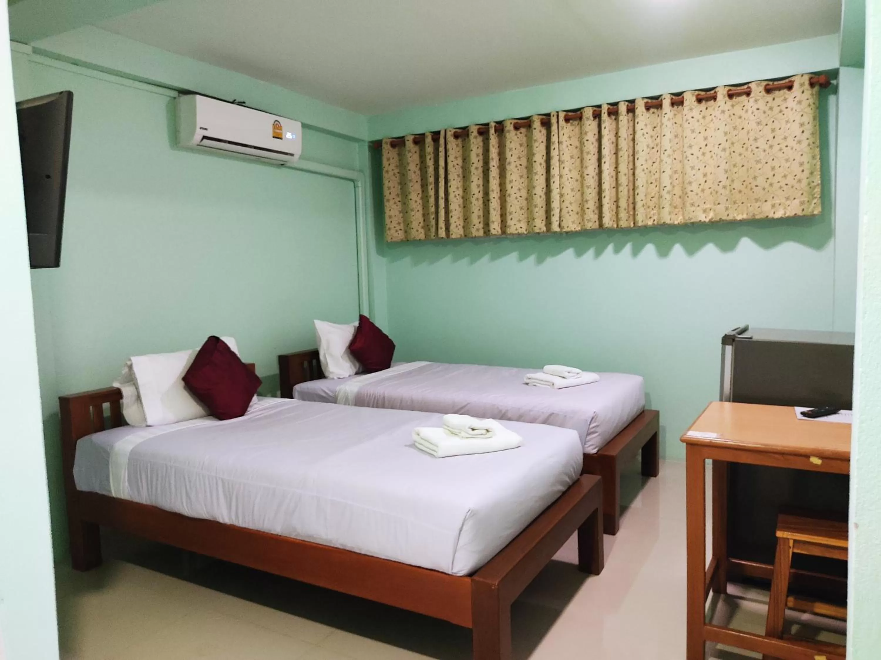 Small Twin Room in Ban Mae Boonthong