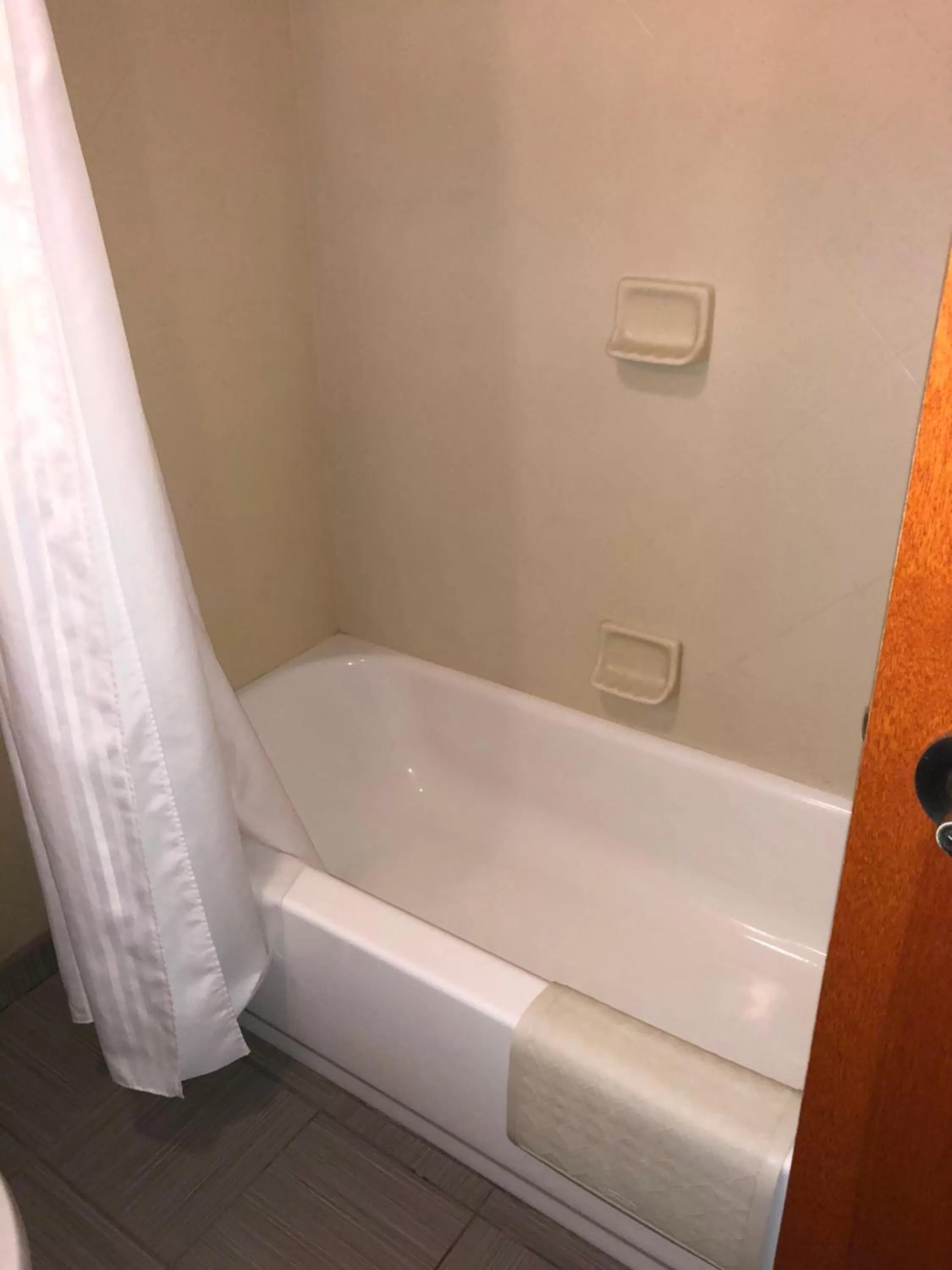 Standard Double Room in Countryview Inn & Suites