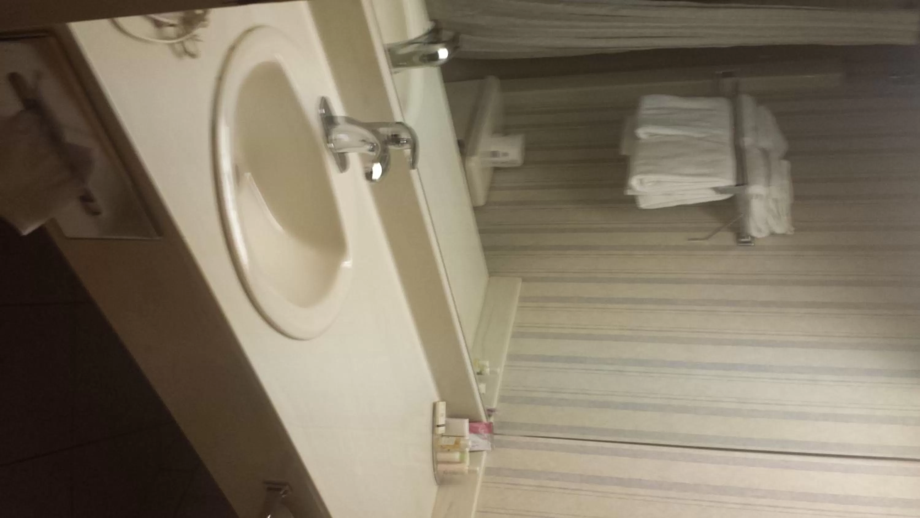 Queen Room - Non-Smoking in Travelodge by Wyndham Lloydminster