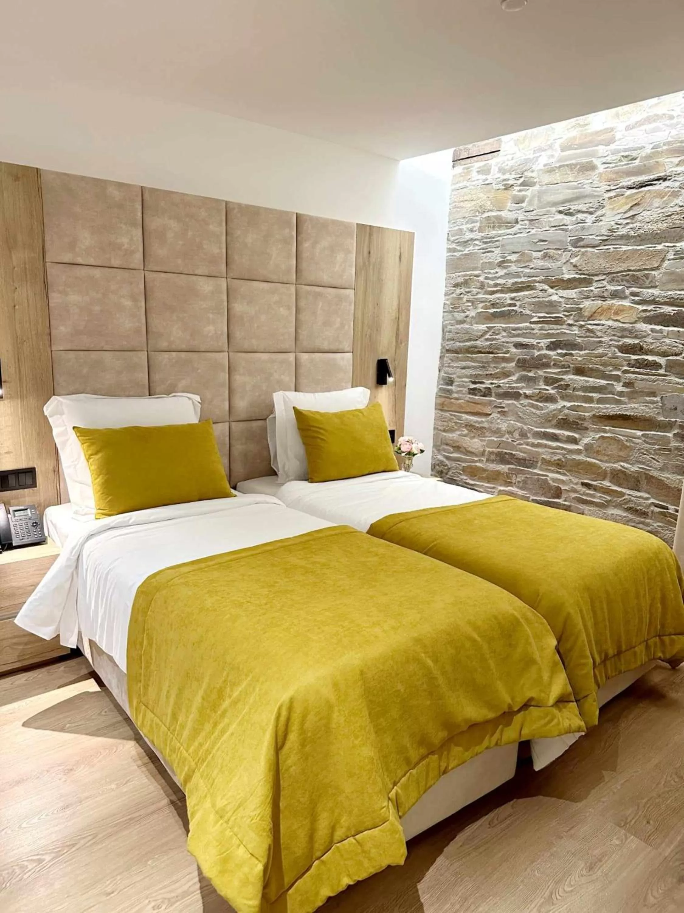 Twin Room in Coração do Tua Hotel