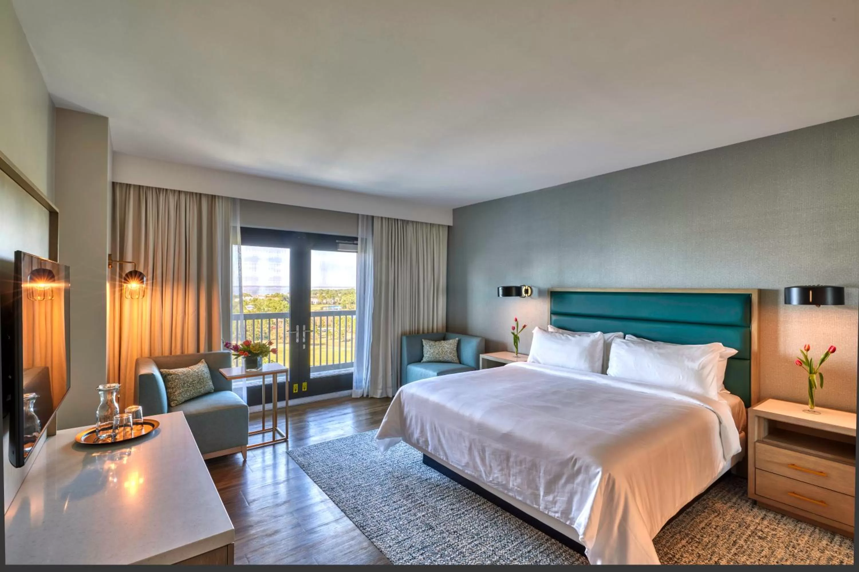 Executive King Suite in Hotel Effie Sandestin Resort, Autograph Collection