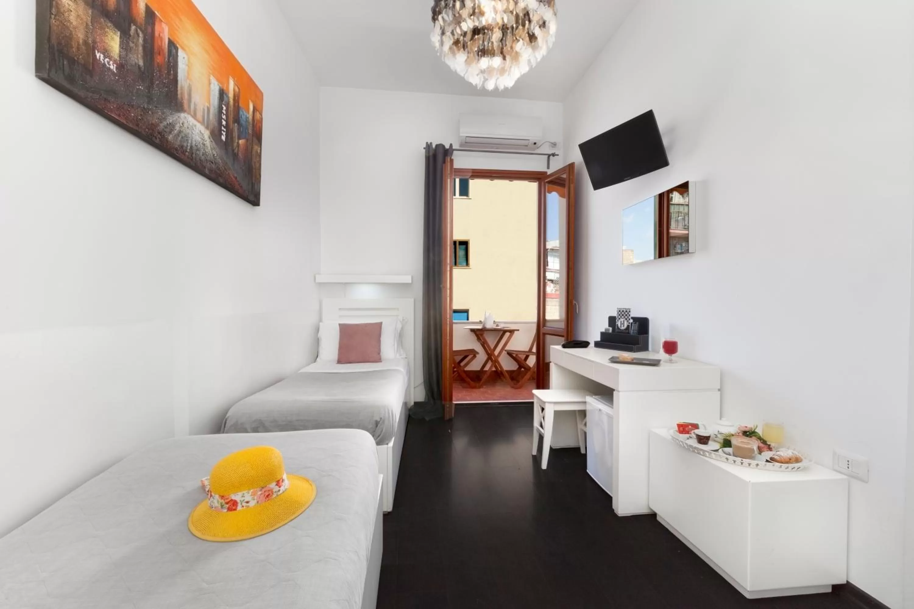 Standard Twin Room in Hotel Herculaneum