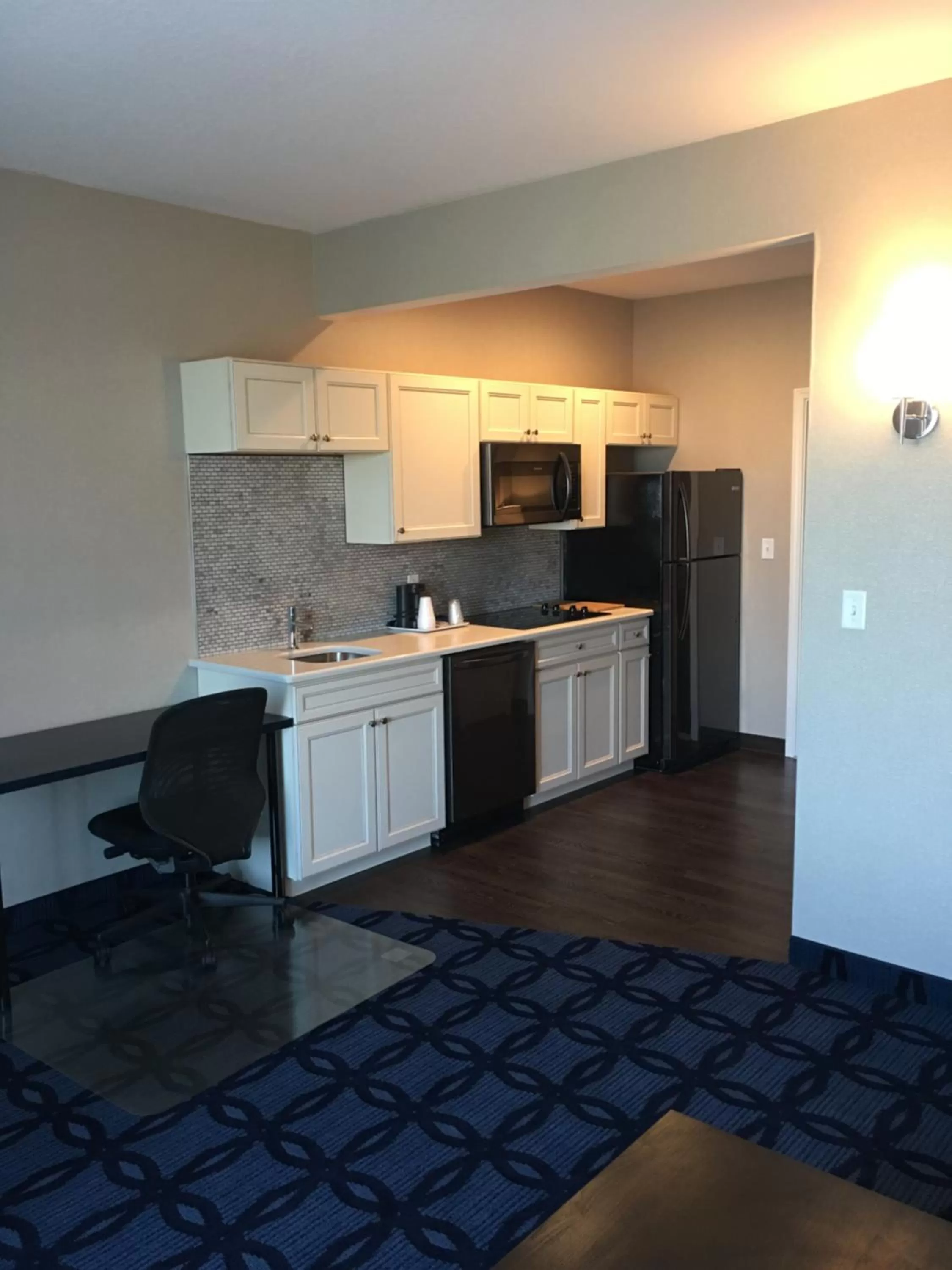 King Suite in Riverside inn hannibal