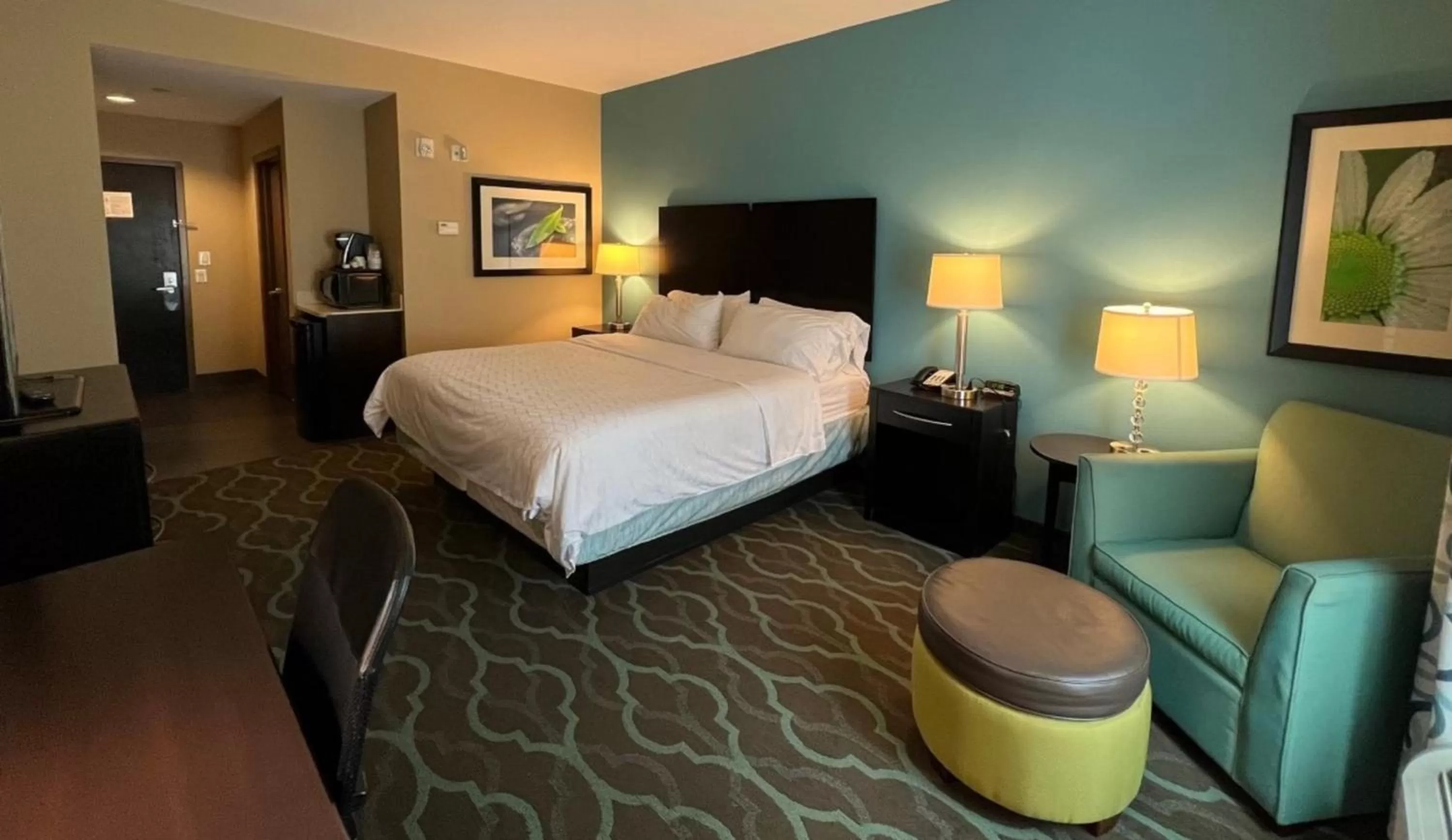Standard King Room in Holiday Inn Express Hotels & Suites Cuero by IHG