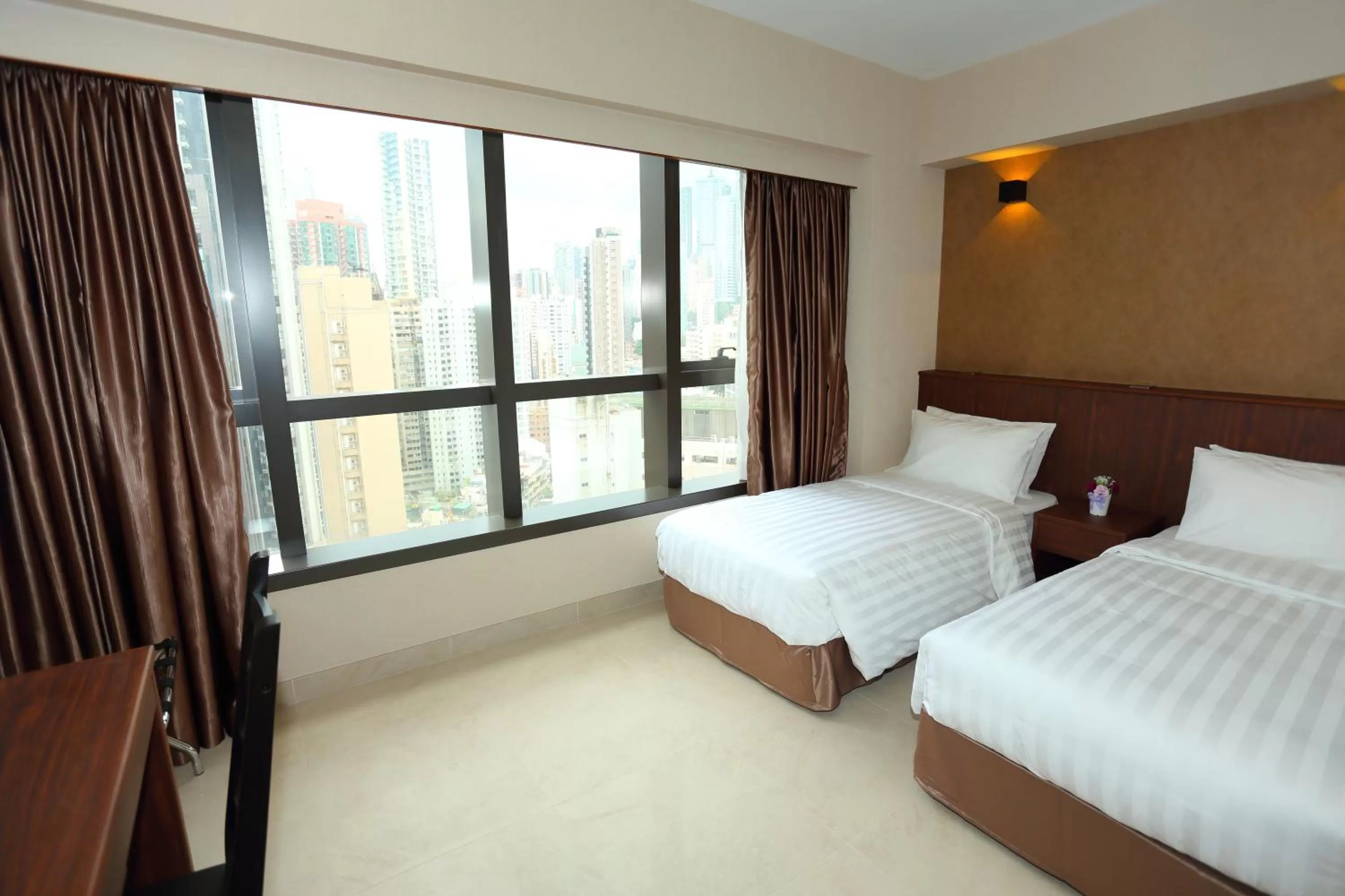 Superior Twin Room with City View in WE Hotel