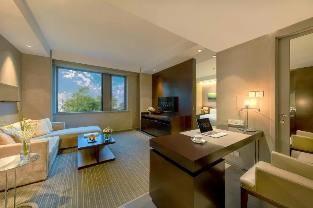 Deluxe Suite in Shanghai Parkyard Hotel