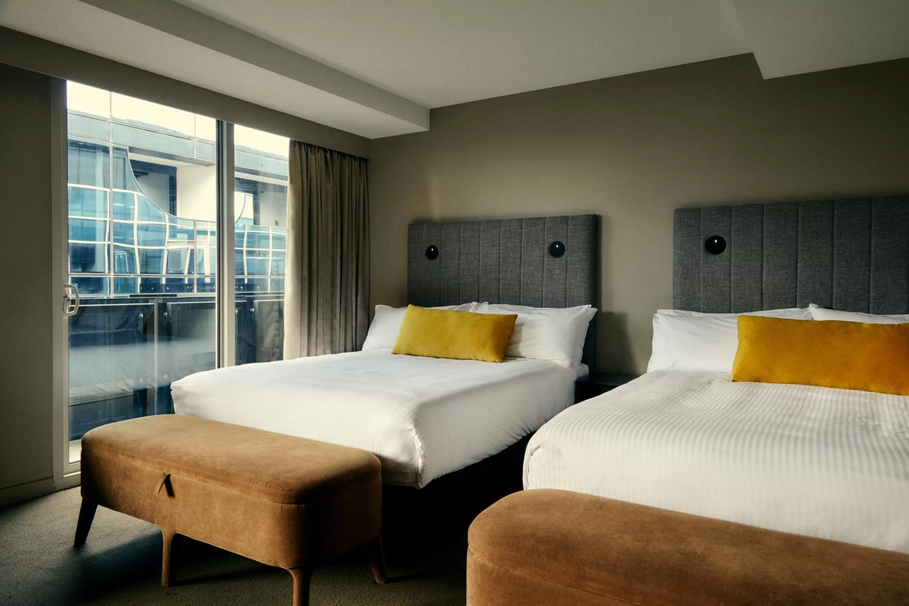 Deluxe Twin Room with Balcony in The Minton on Albert Park