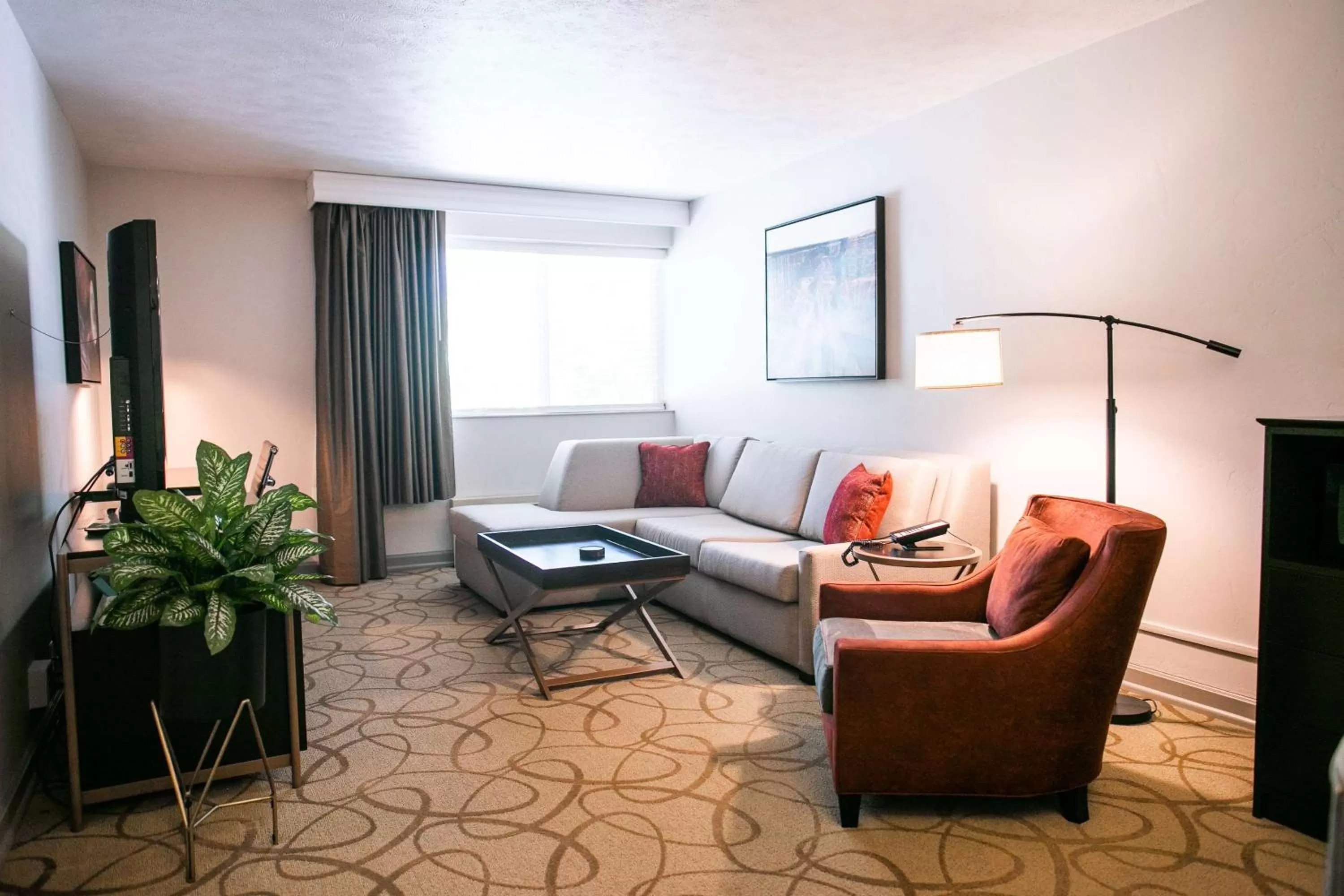 King Suite in Best Western Plus Burley Inn & Convention Center
