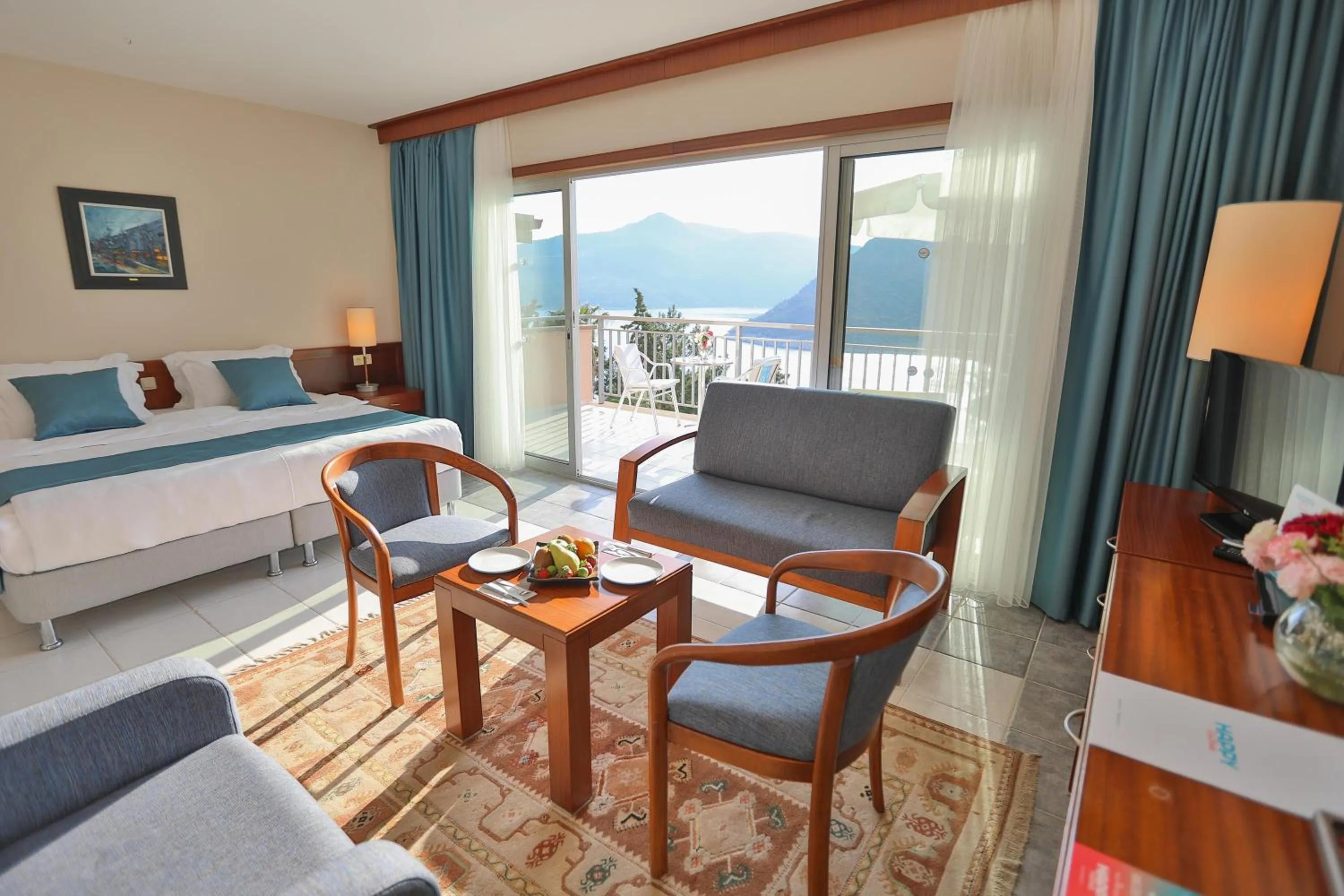 Photo of the whole room, Bed in Happy Hotel Kalkan