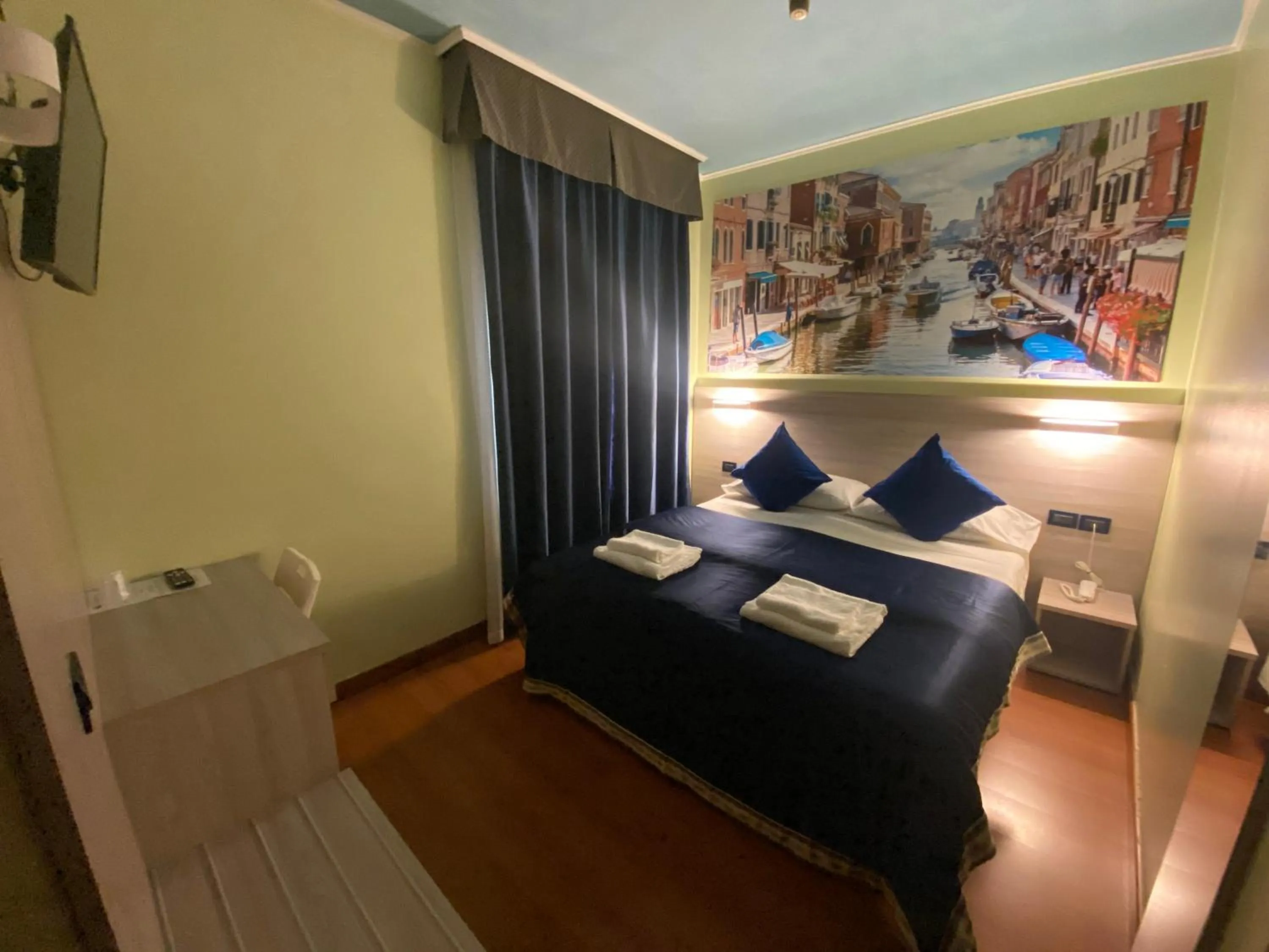 Double or Twin Room in Hotel Ducale