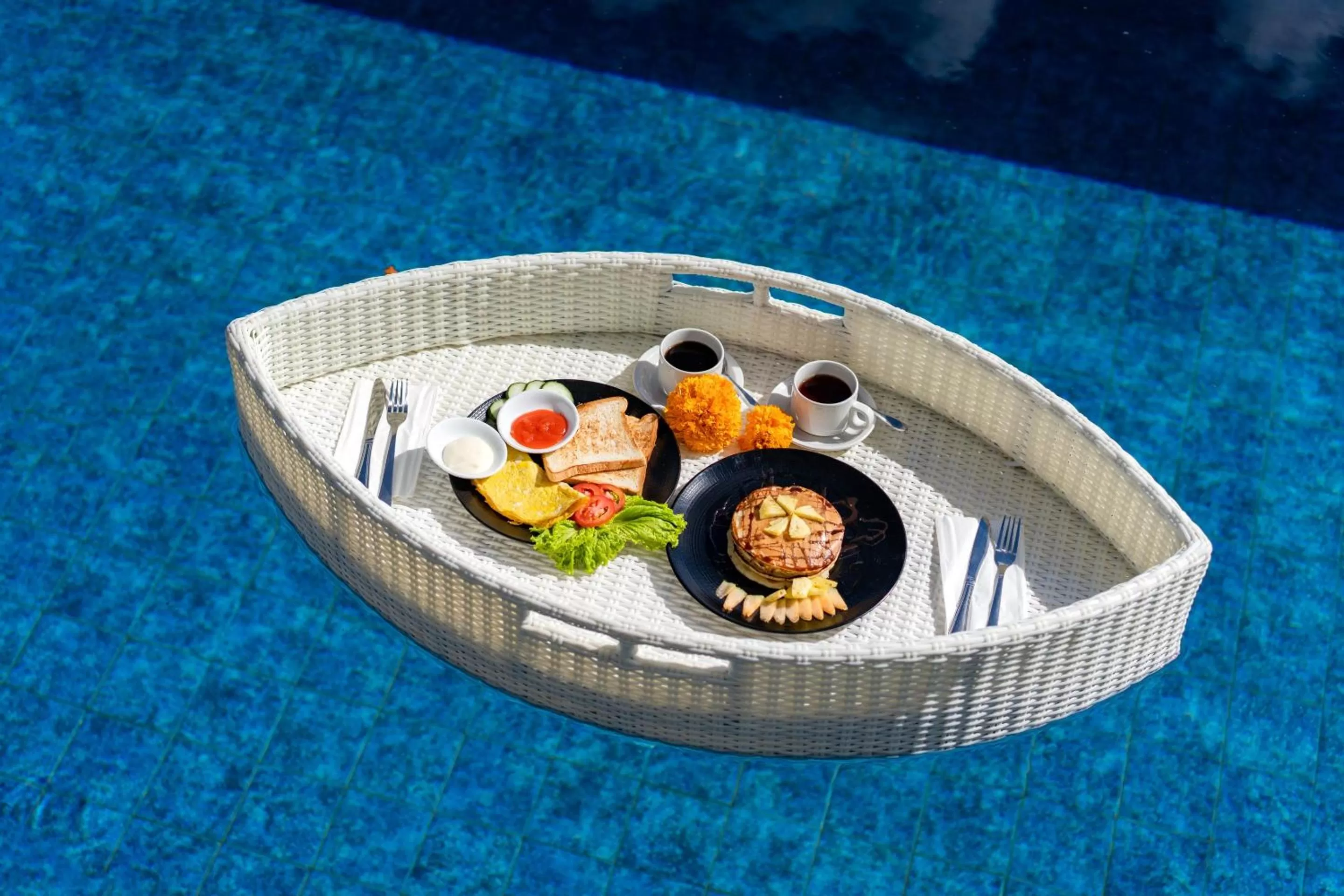 Suite Ocean Pool Access with Free Floating Breakfast in Samuh Sunset Nusa Penida