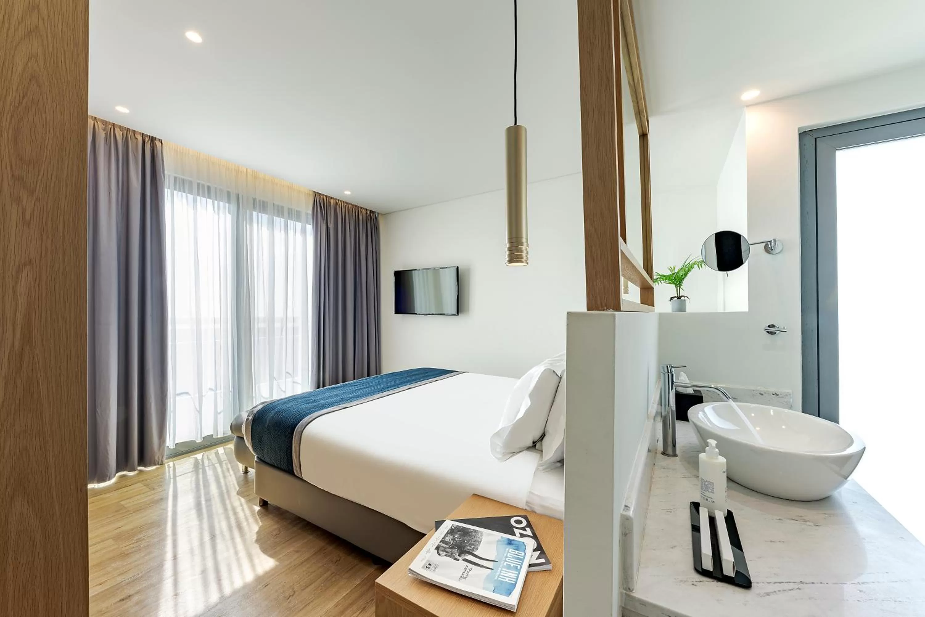 Junior Suite in Glyfada Riviera Hotel