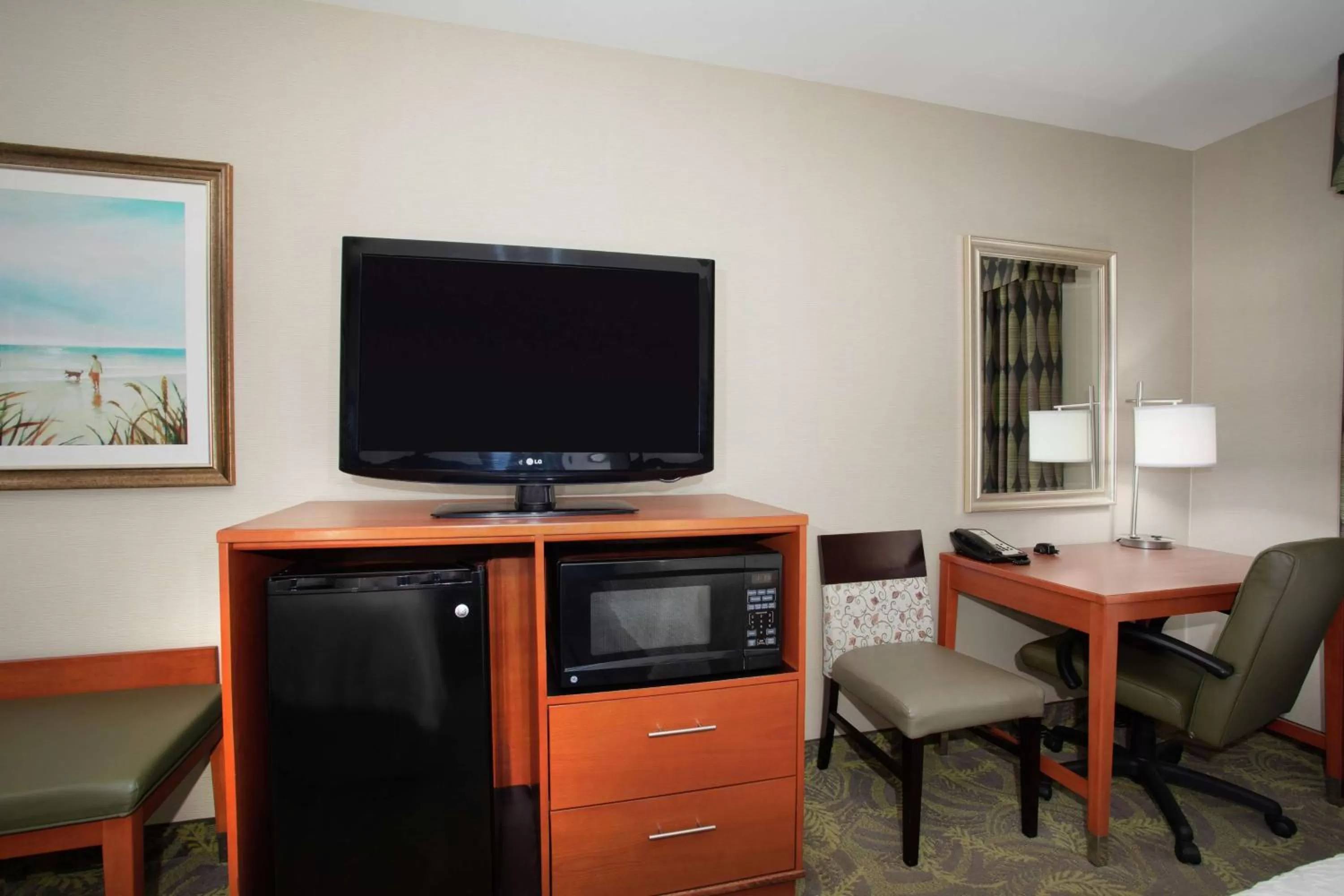 Room with Two Queen Beds - Non-Smoking in Hampton Inn & Suites Astoria