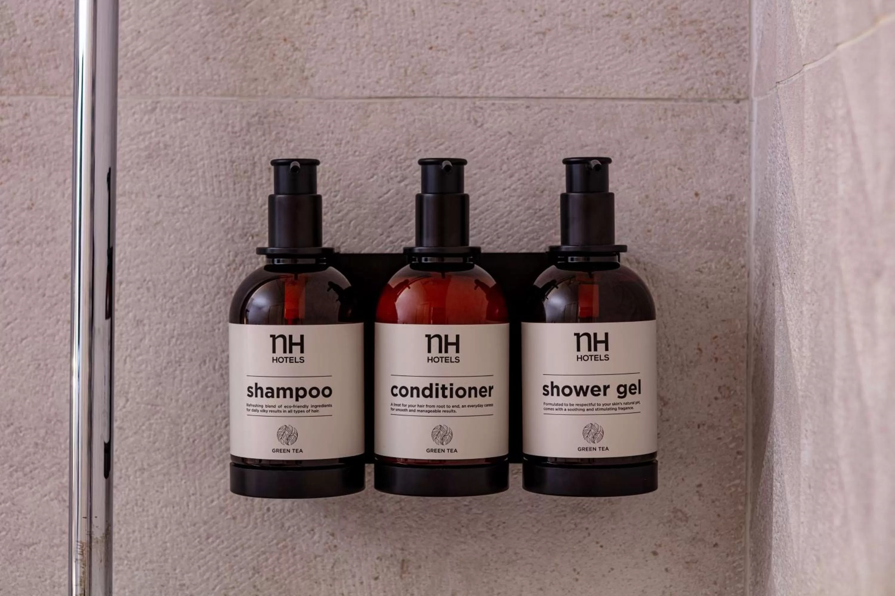 Standard Triple Room in NH Potsdam