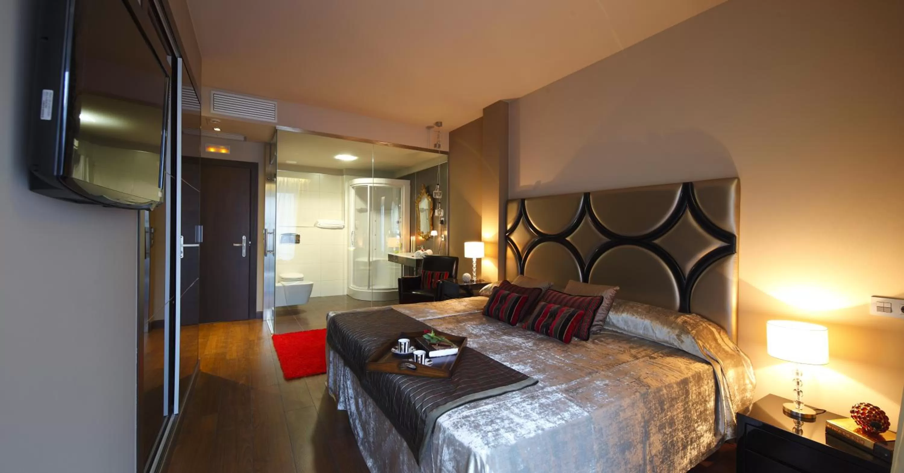 Deluxe Double Room in Silken Axis Vigo