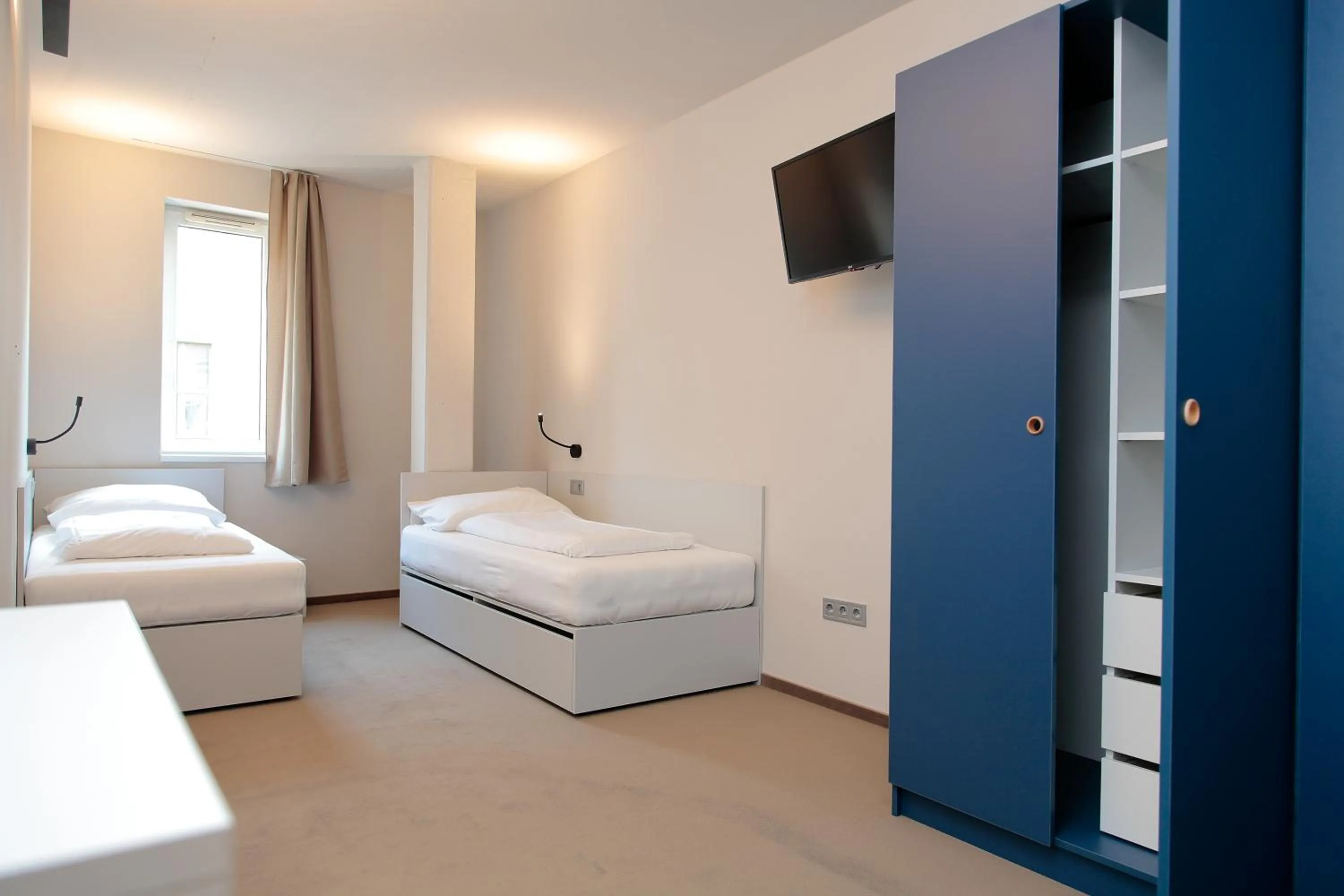 Standard Twin Room in Maverick Central Market