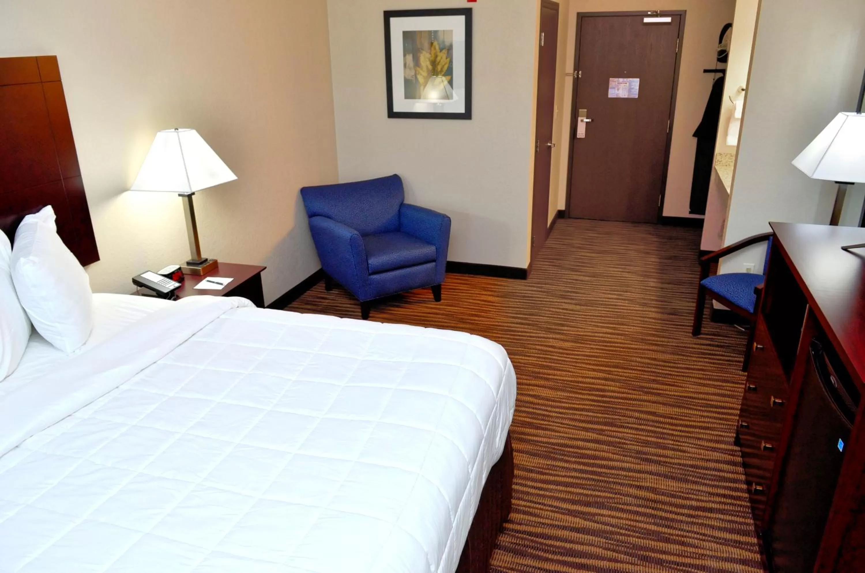 Standard King Room in Cobblestone Inn & Suites - Monticello