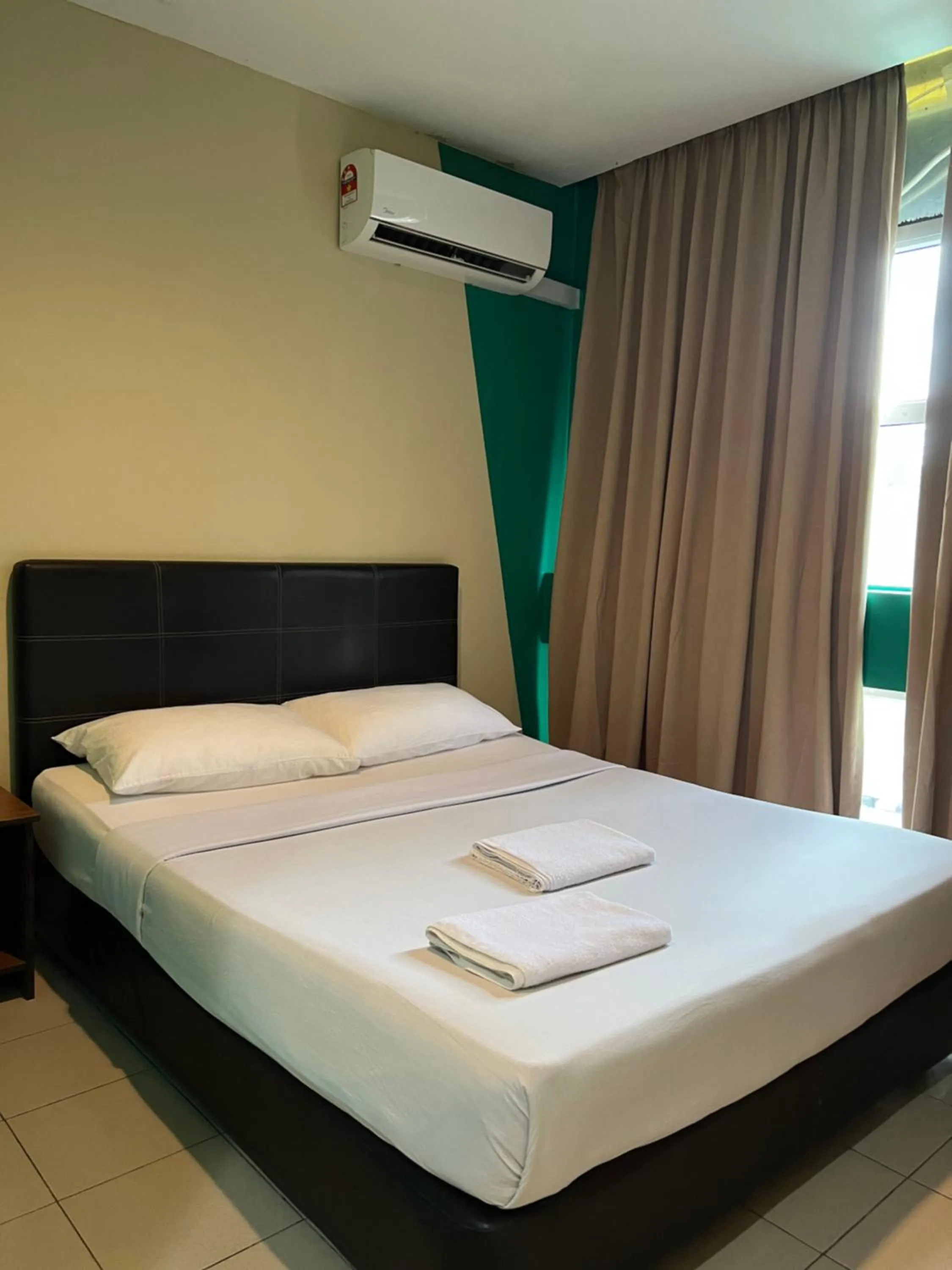 Bed in Venice Inn