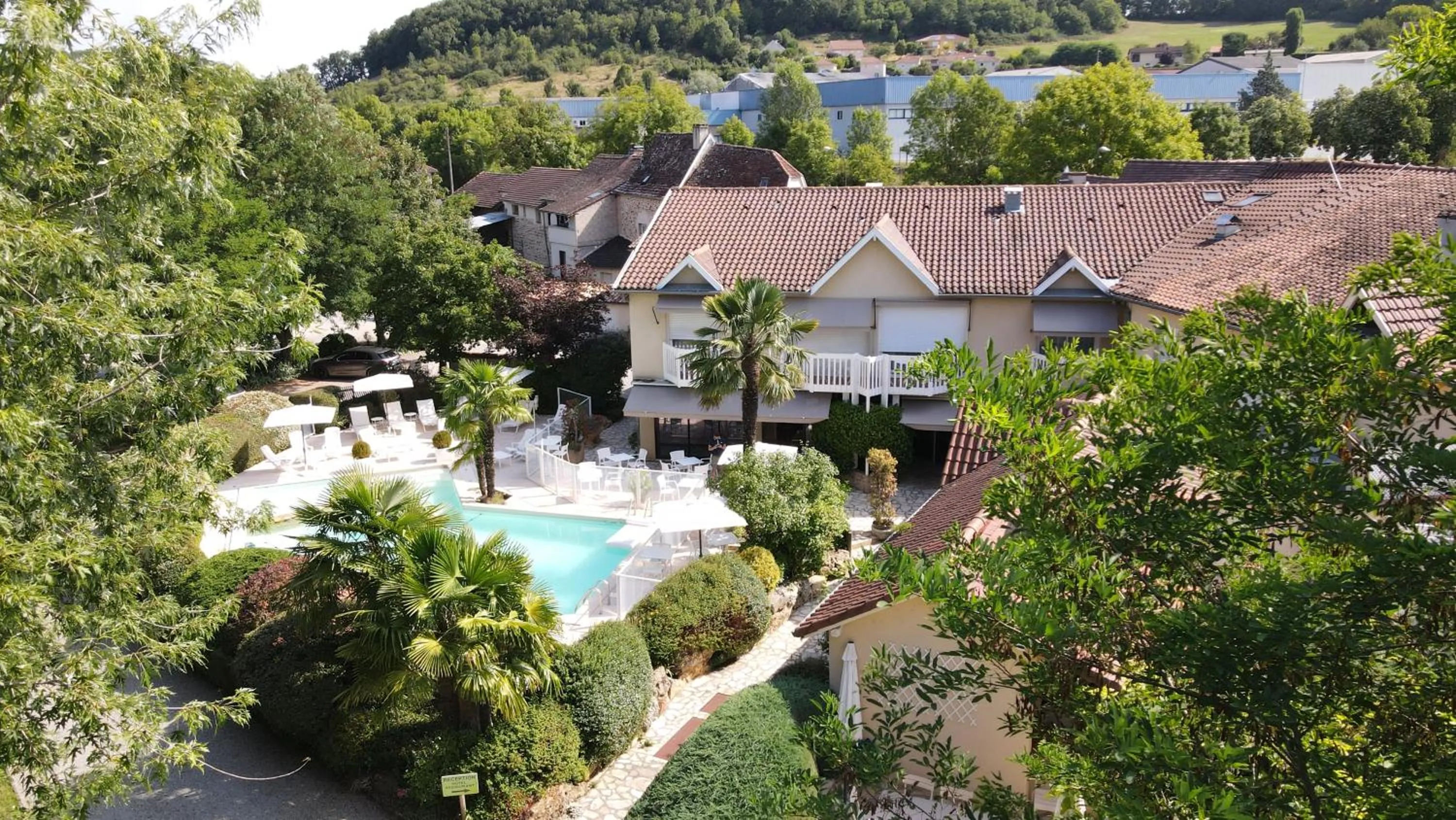 Logis Hotel - Restaurant - Spa - Le Relais de Farrou