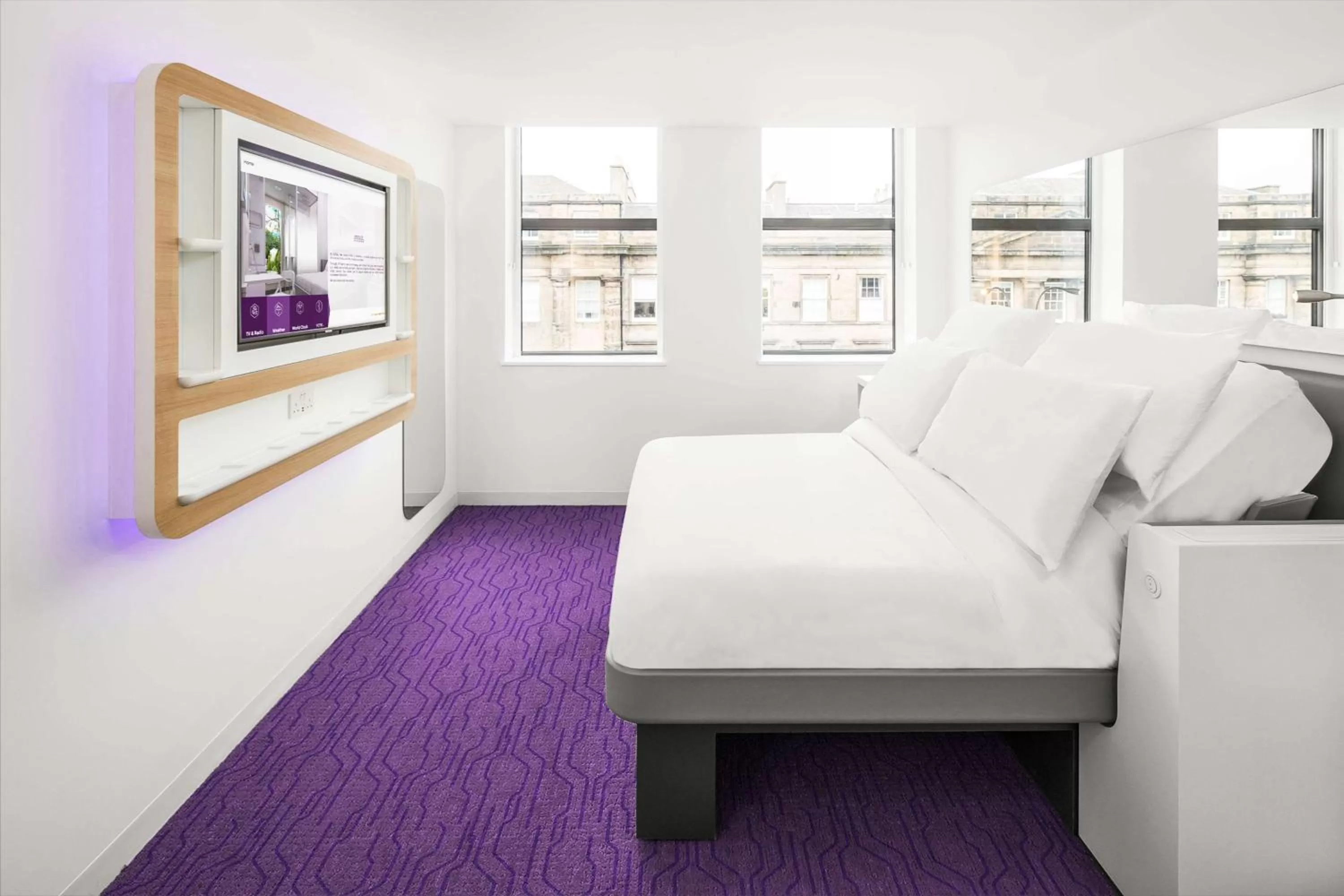 Premium Queen in YOTEL Edinburgh