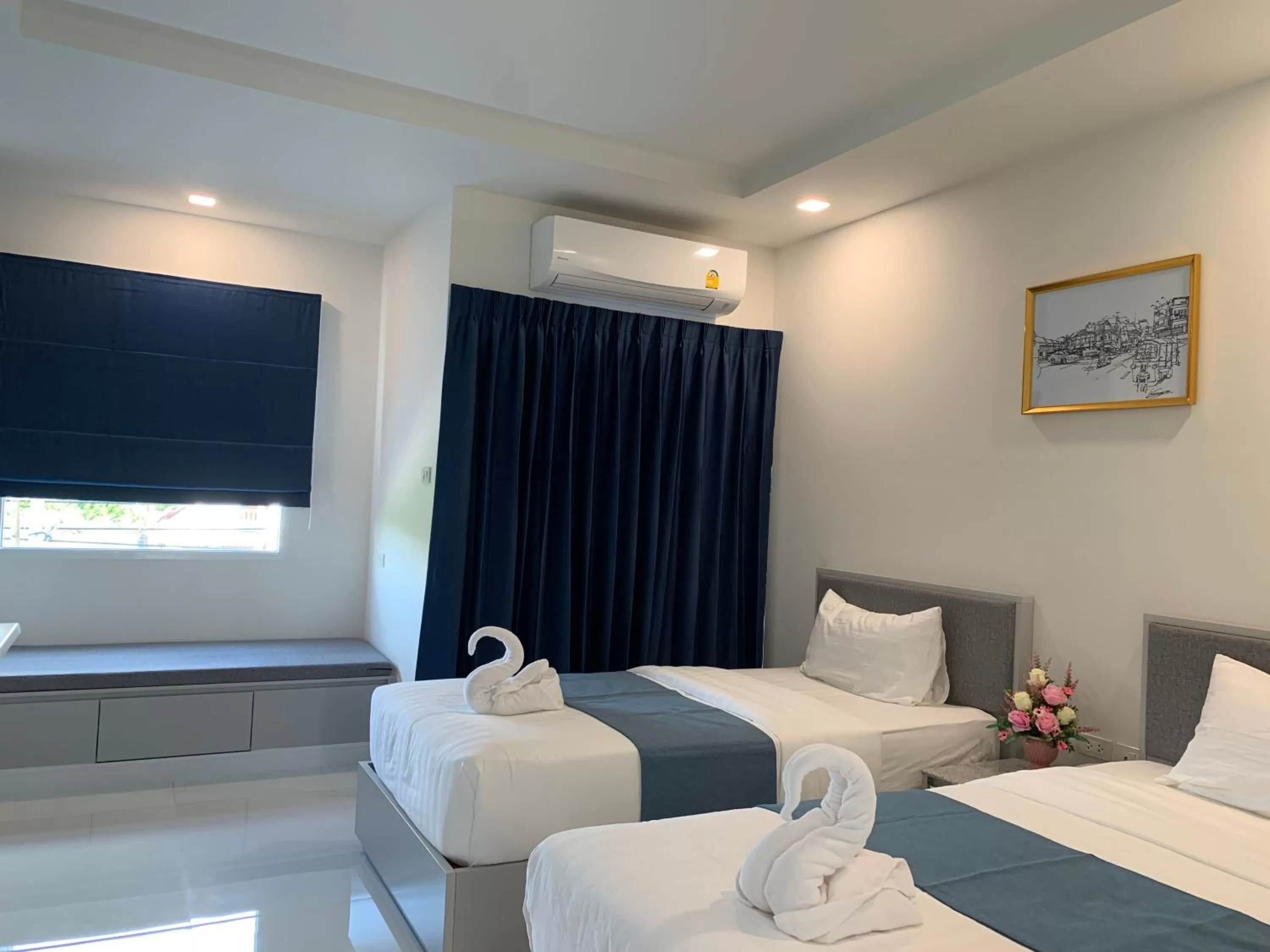 Superior Twin Room in Icare Residence & Hotel