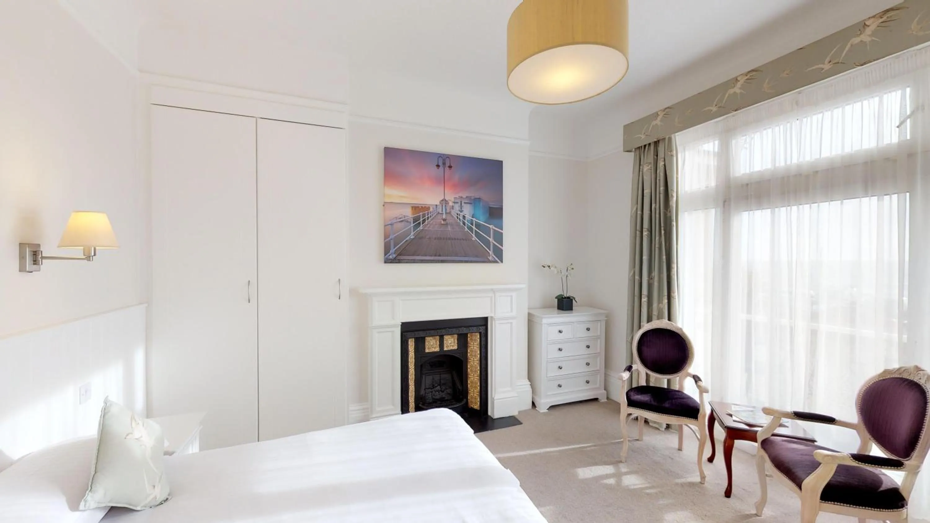 Deluxe Double or Twin Room with Sea View in Ommaroo Hotel