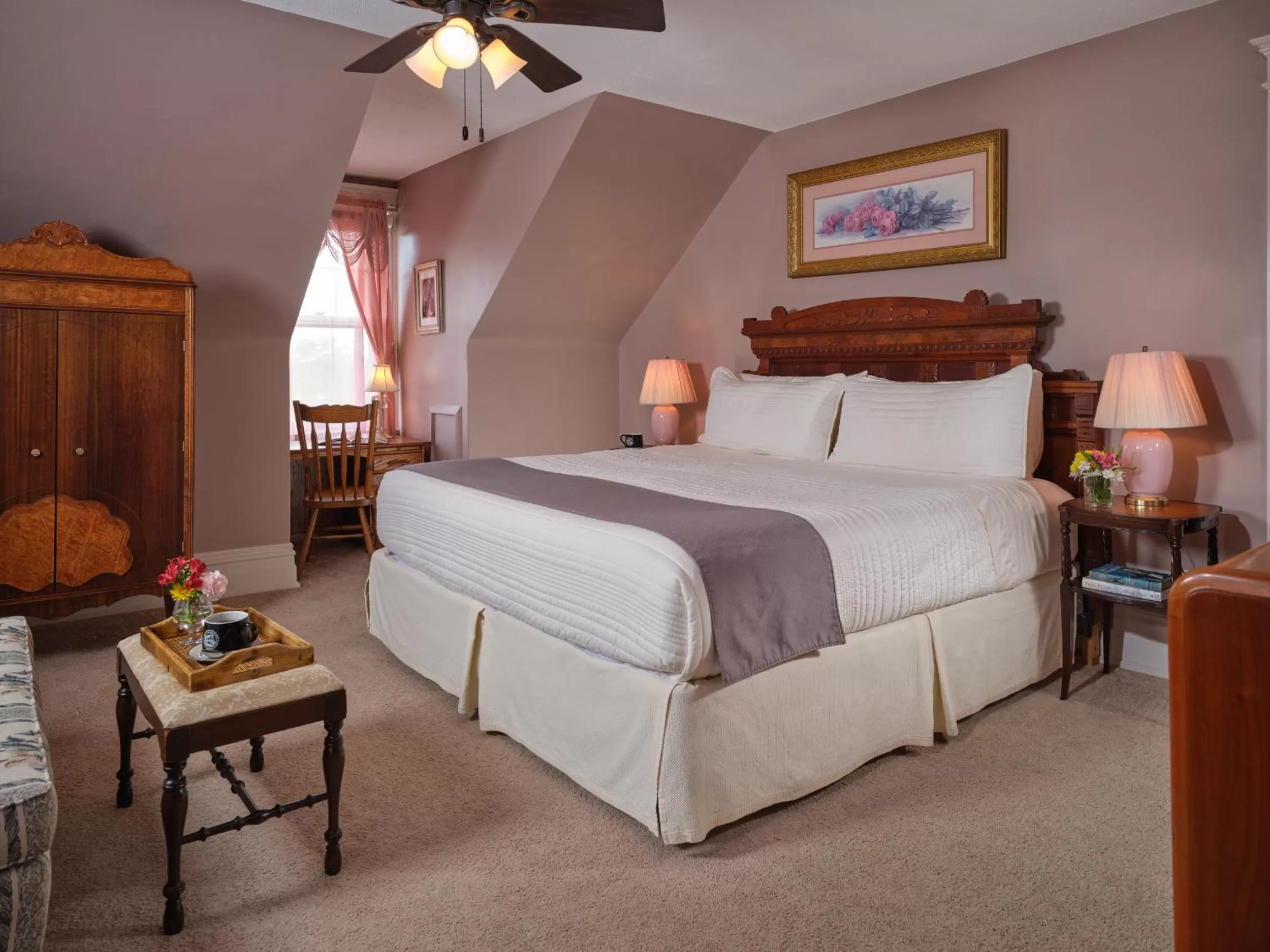 Triple Room with Bath in Keystone Inn Bed and Breakfast