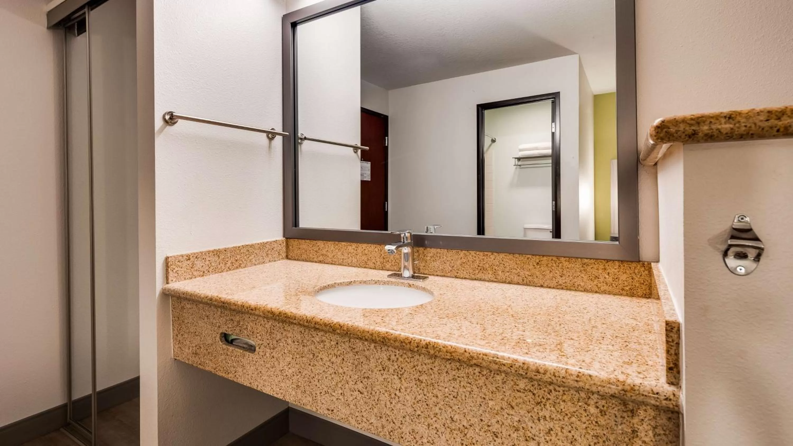 Queen Room with Two Queen Beds - Non-Smoking in Best Western Sandy Inn