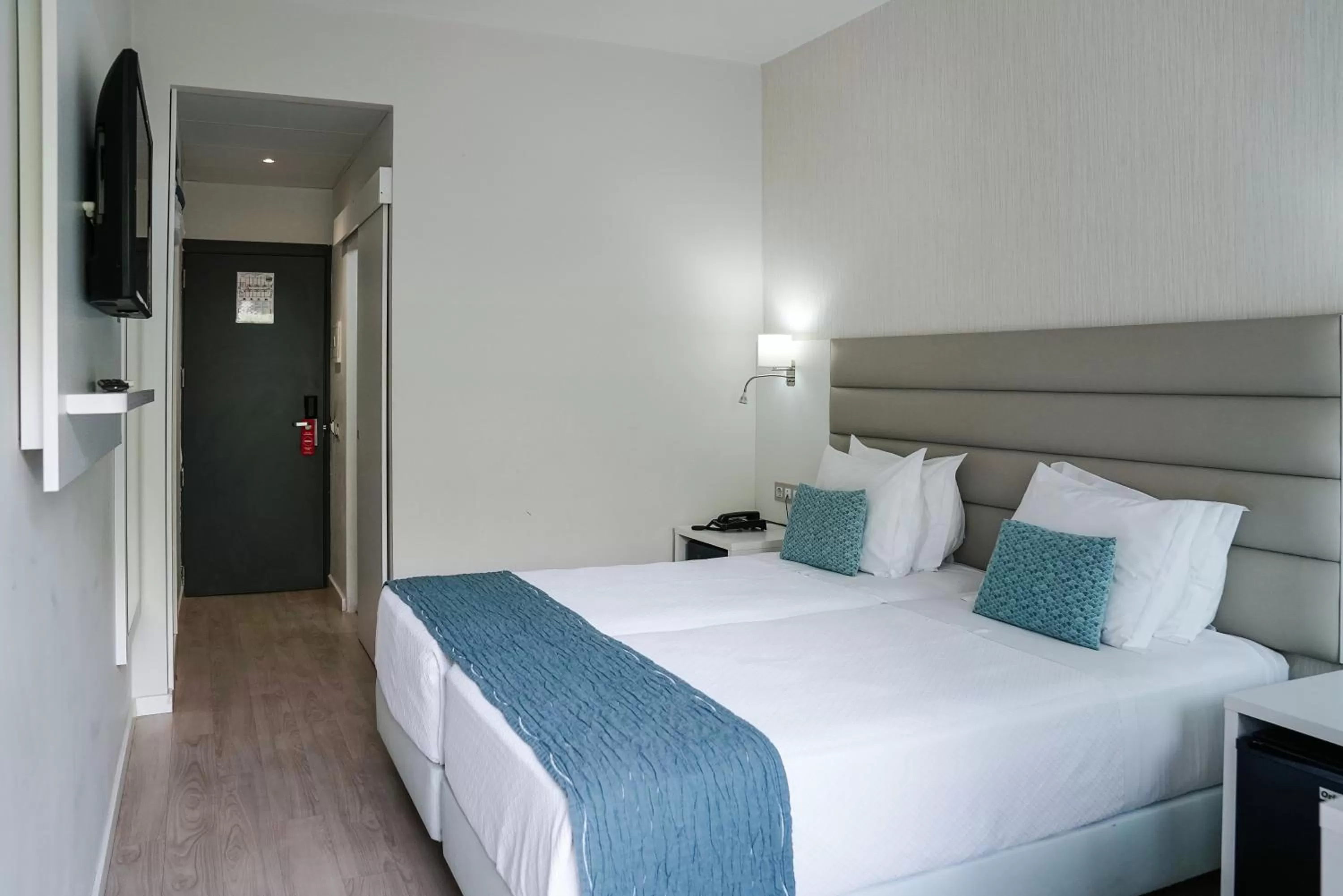 Standard Twin Room in Carvi Beach Hotel