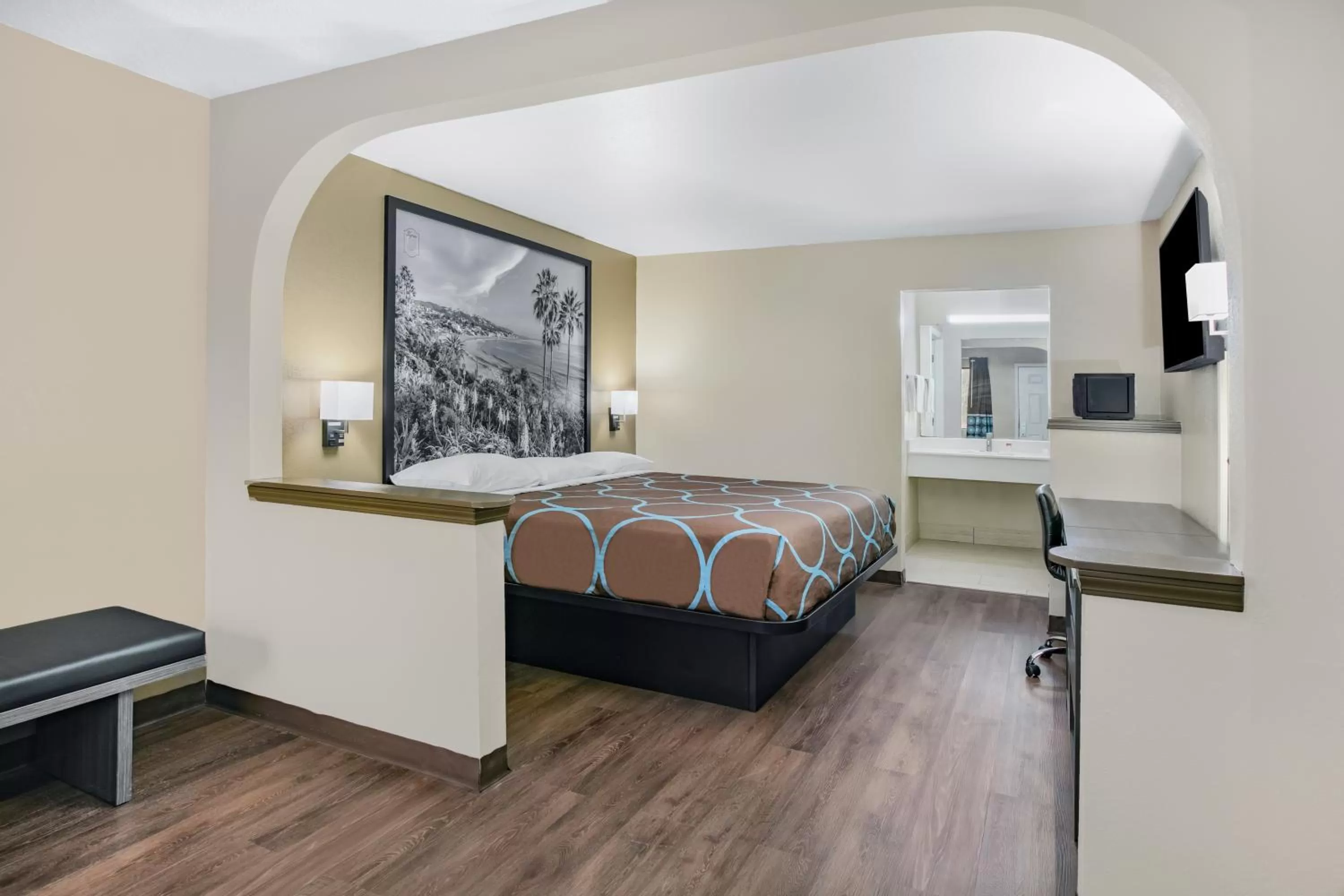 King Room with Mobility/Hearing Access and Bathtub with Grab Bars, Non-Smoking in Super 8 by Wyndham Moss Point