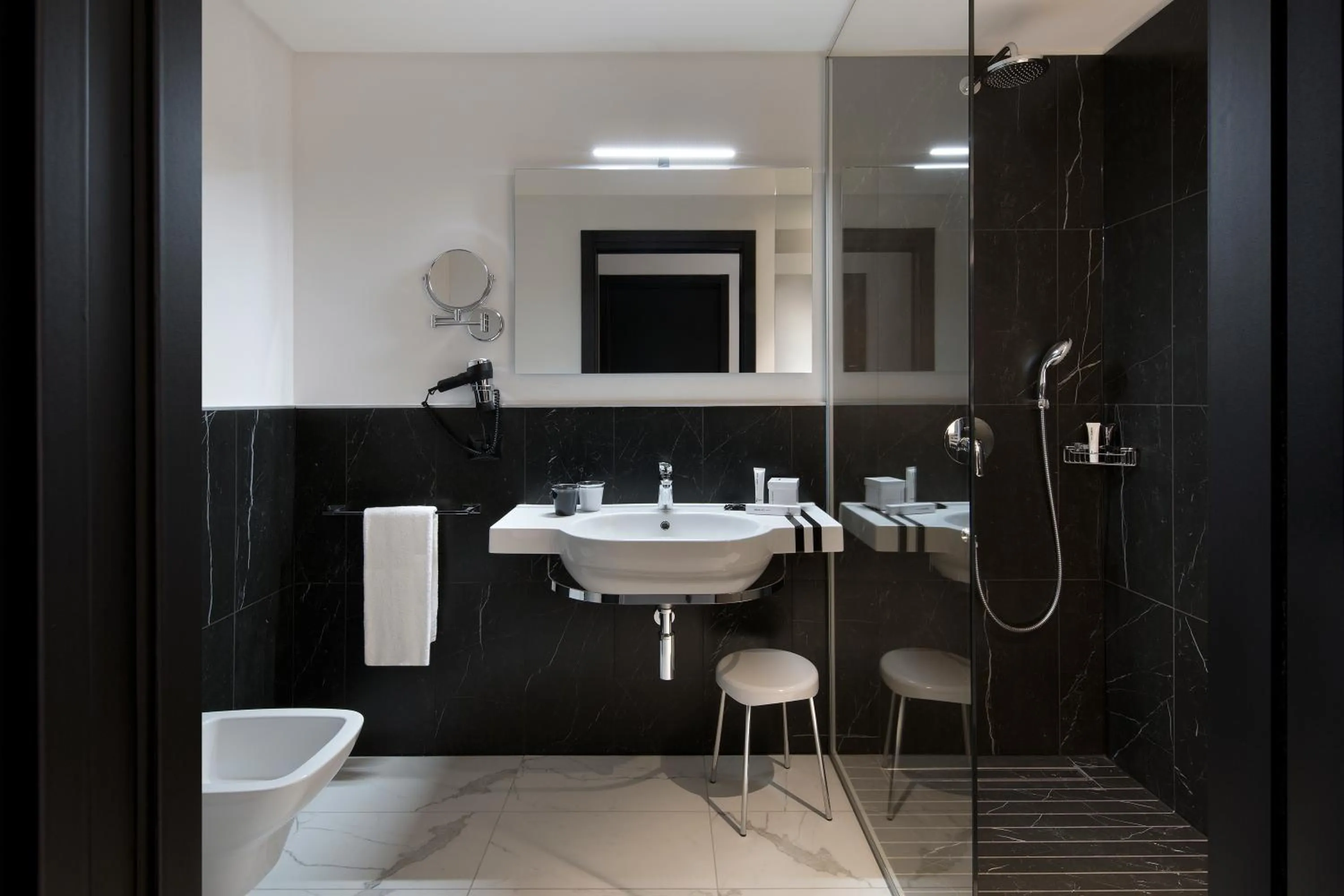 Family Suite in J Hotel