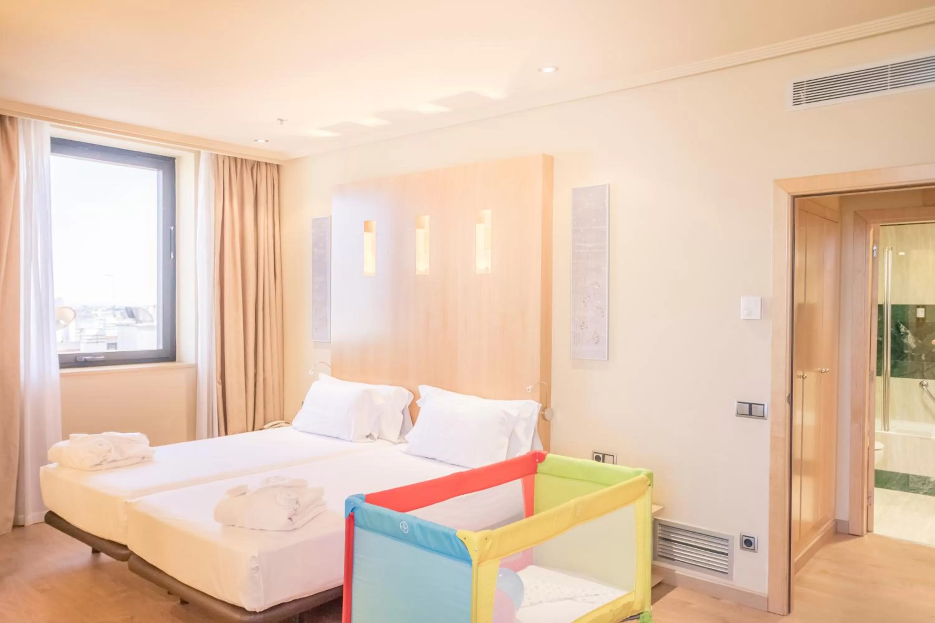 Double or Twin Room with Extra Bed (2 Adults + 1 Child) in Abba Madrid