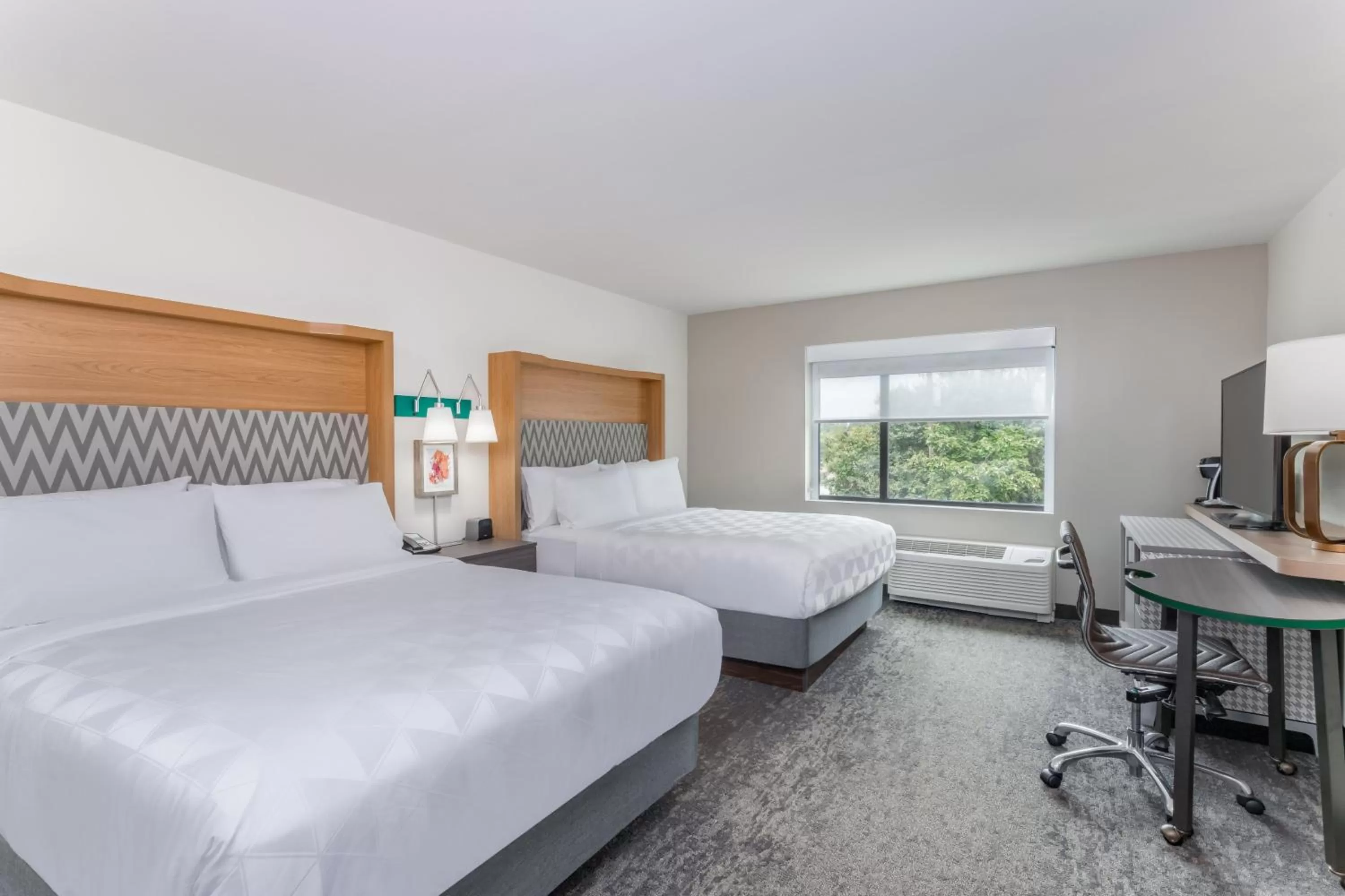 Standard Queen Room with Two Queen Beds in Holiday Inn - Columbus by IHG