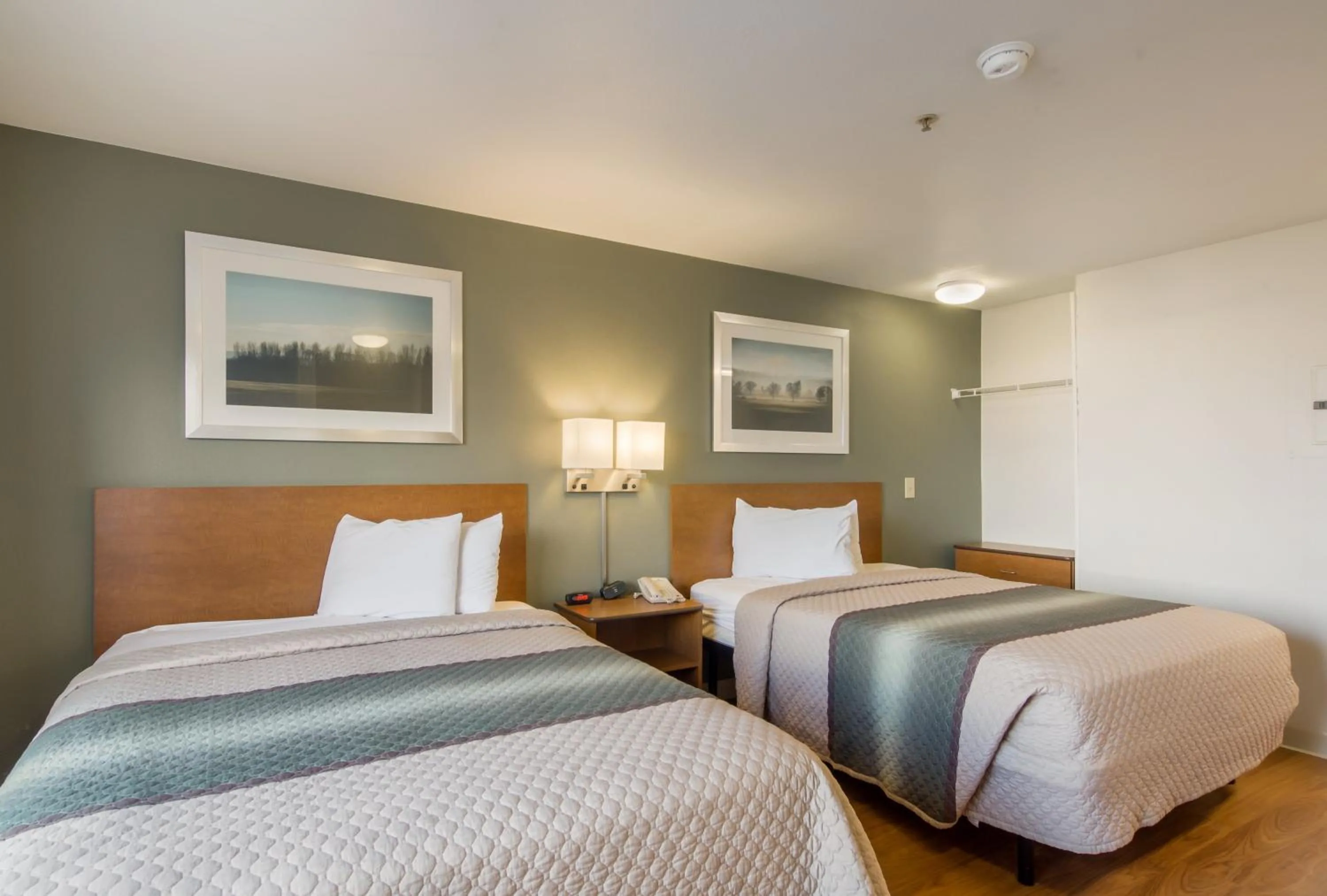 Studio Room with Two Queen Beds Non-Smoking  in HomeTowne Studios by Red Roof Denver - Airport/Aurora