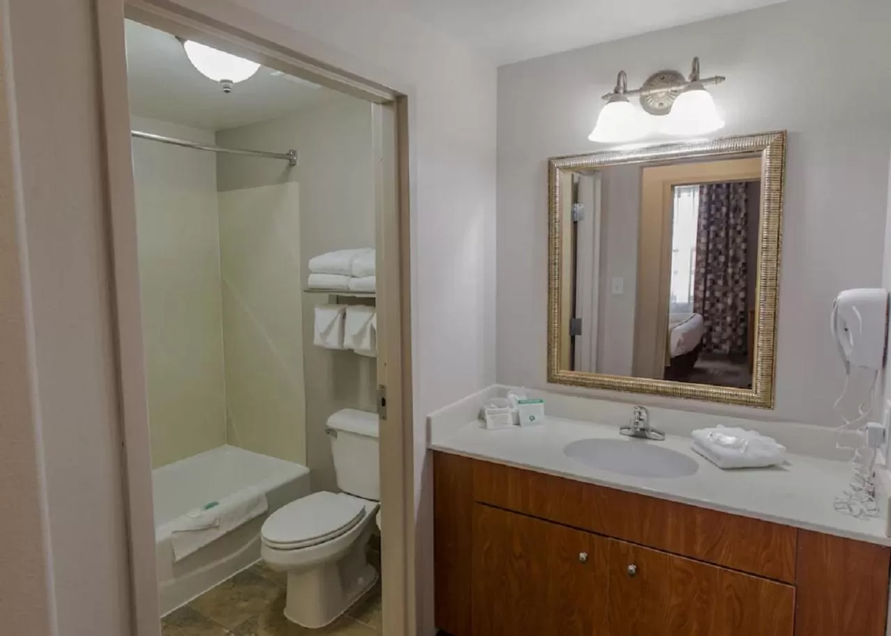 Efficiency Queen Room - Accessible/Non-Smoking in MainStay Suites Casper