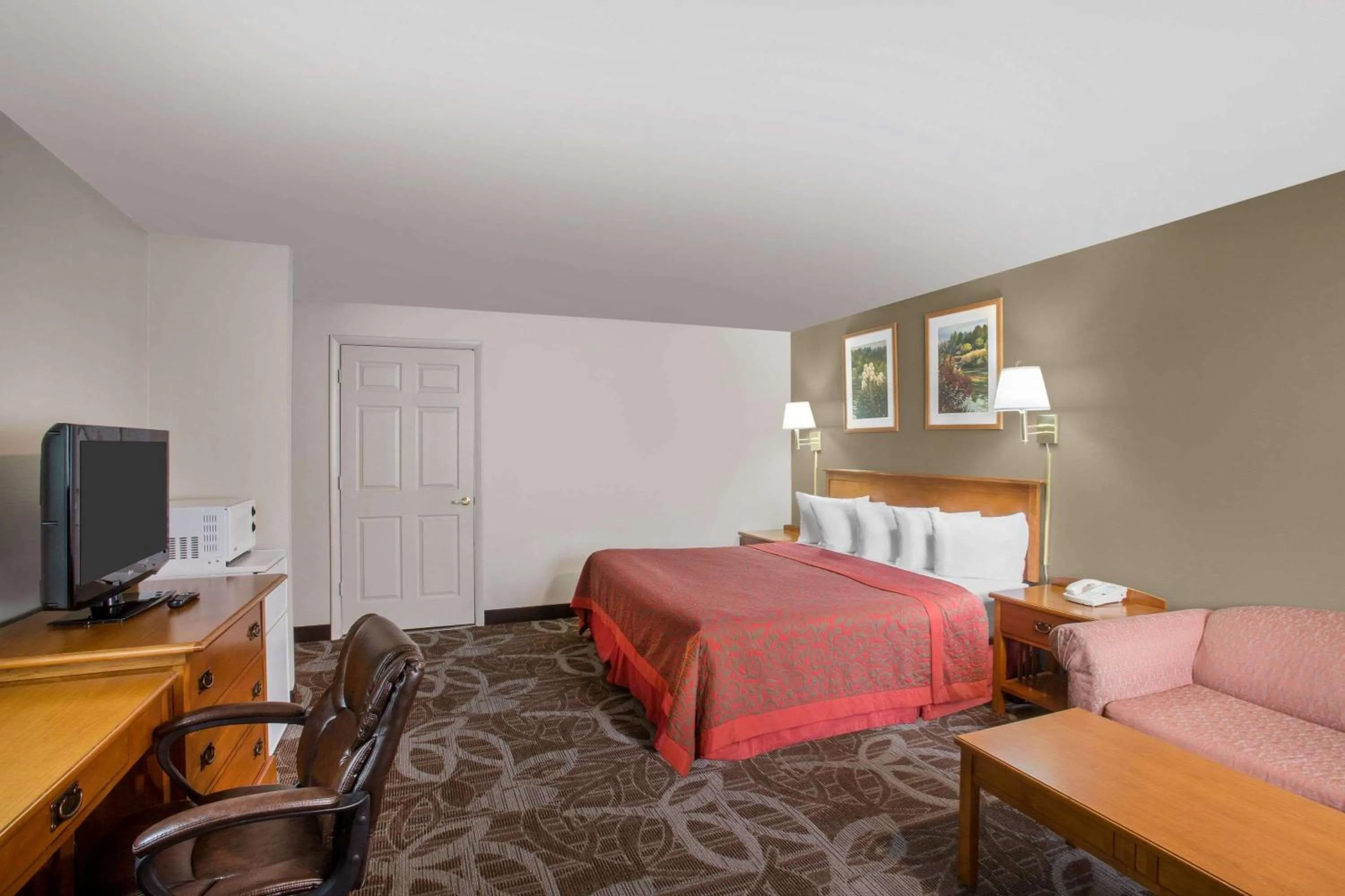 King Room - Non-Smoking in Days Inn by Wyndham Provo