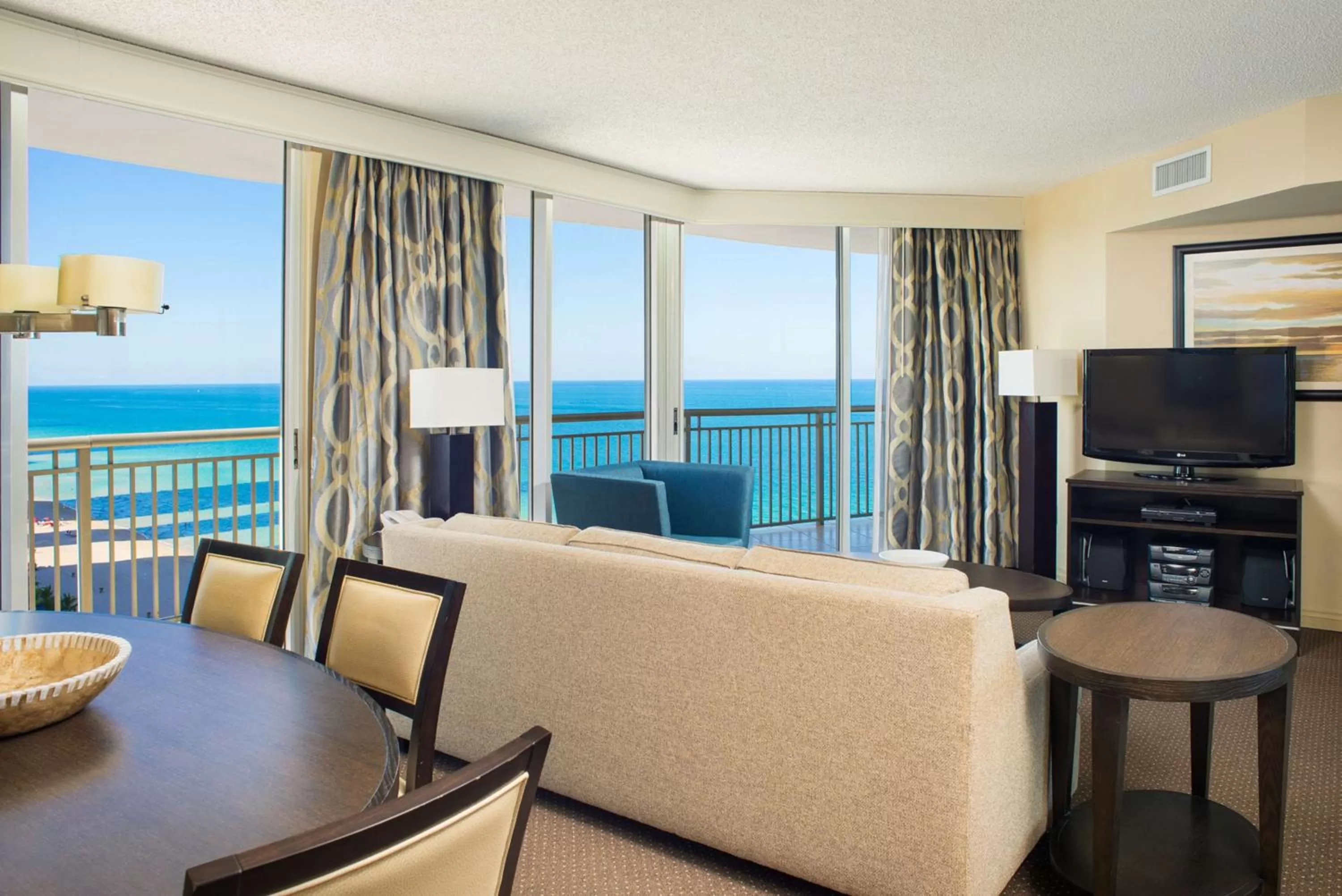 Two-Bedroom Suite with Partial Ocean View - Nonsmoking in DoubleTree by Hilton Ocean Point Resort - North Miami Beach
